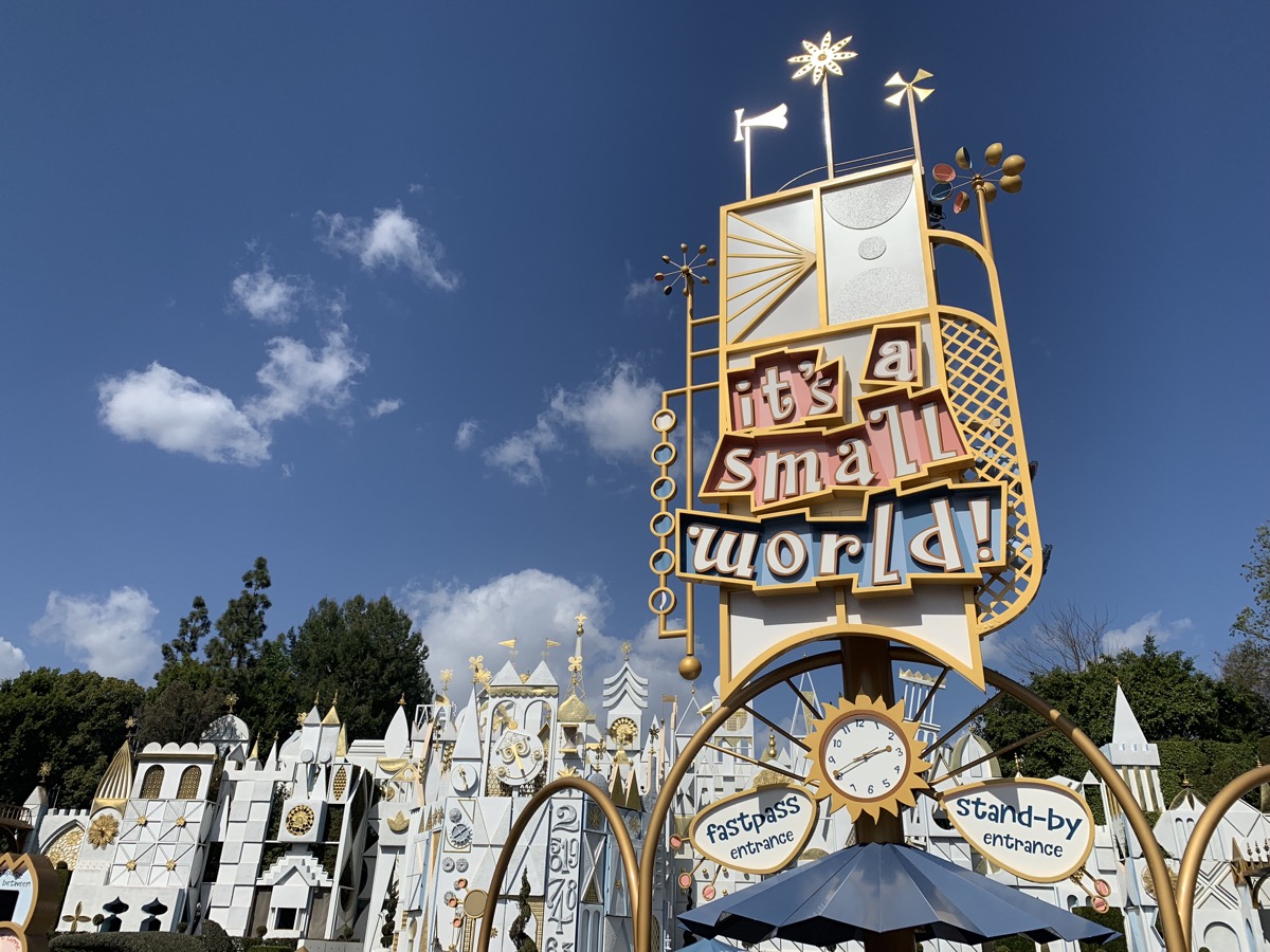 Florida, Disney dominates the international list of popular amusement parks