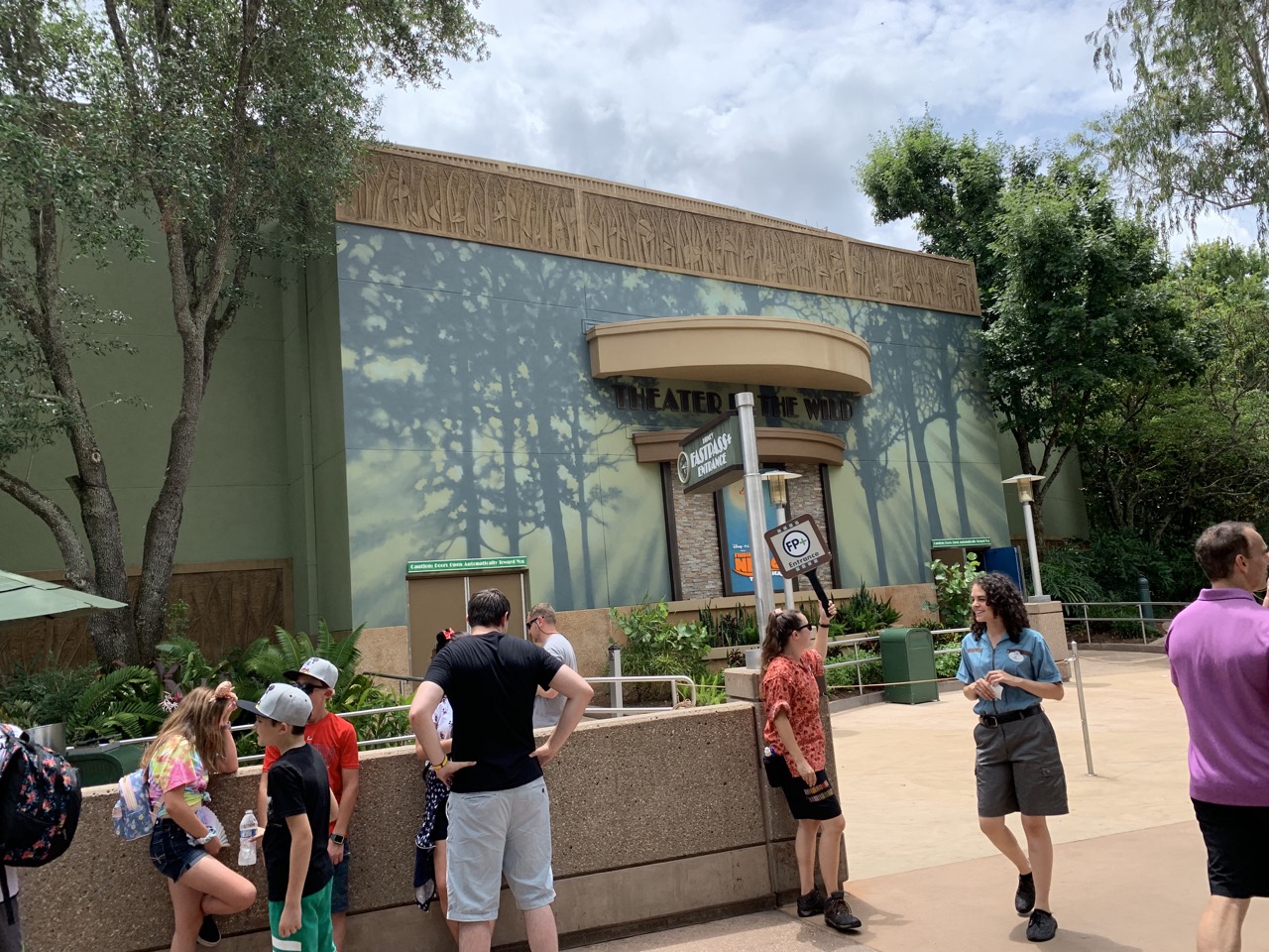 disney world trip report early summer 2019 day three 87 everest fastpass.jpeg