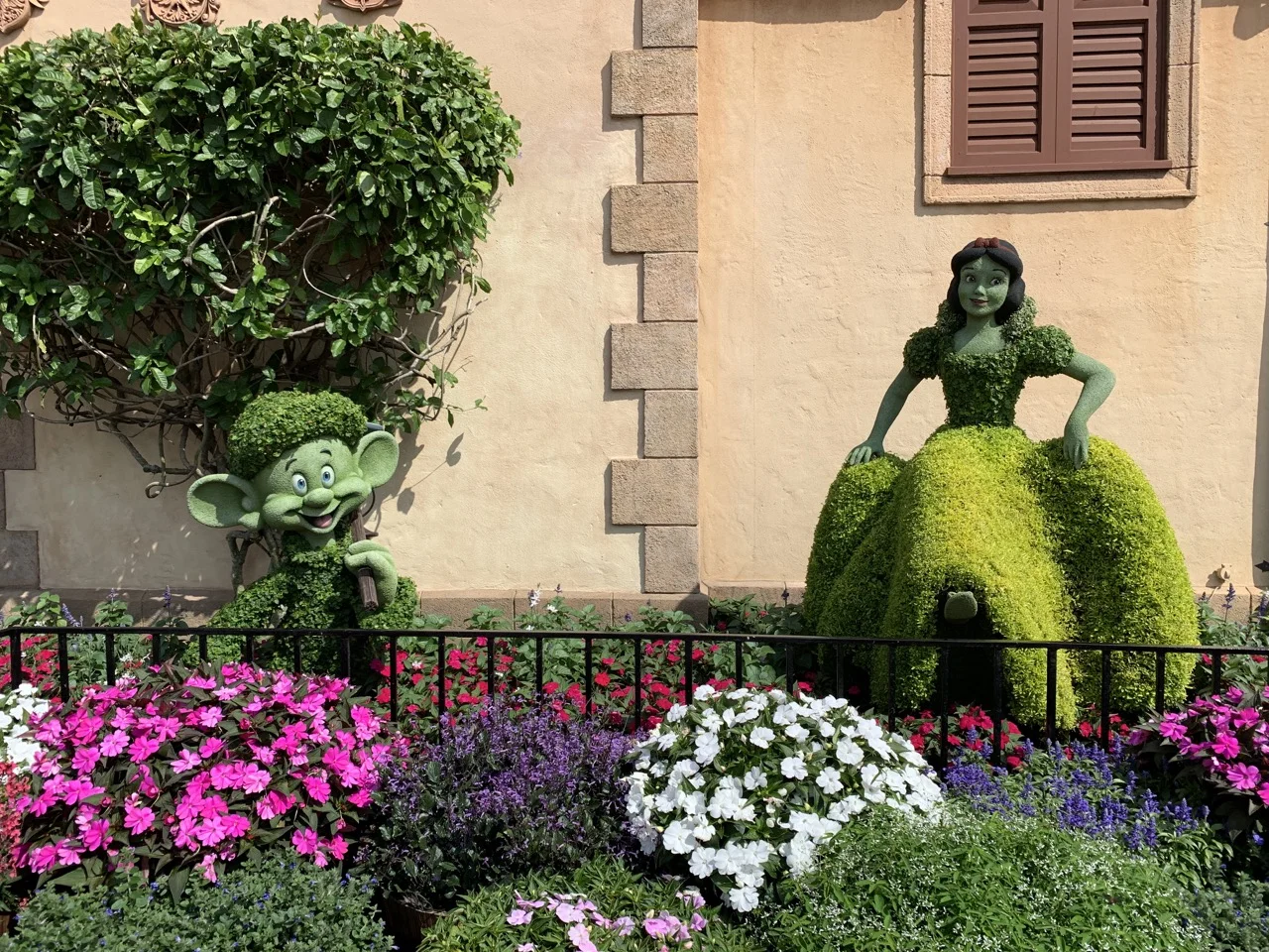 disney world trip report early summer 2019 day four 33 topiary.jpeg