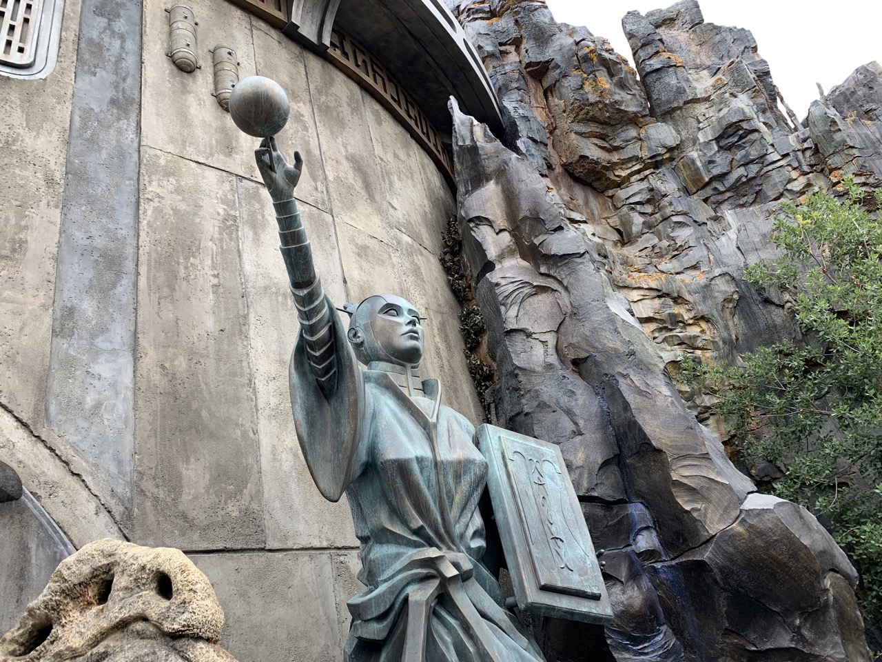 star wars land galaxys edge guide 3.jpeg