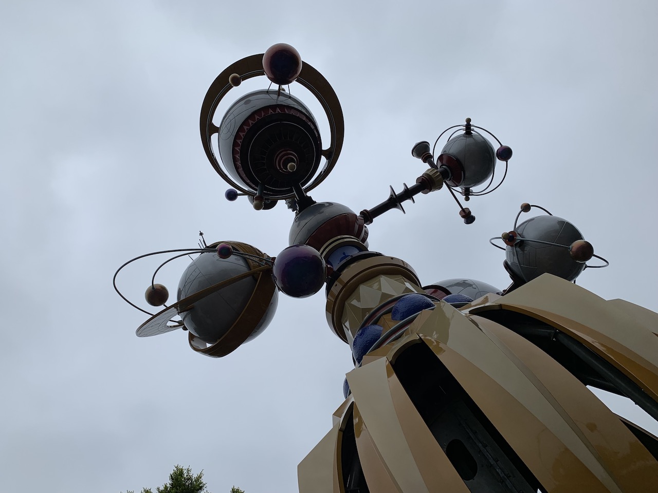 disneyland trip report day 3 08 astro orbitor.jpeg