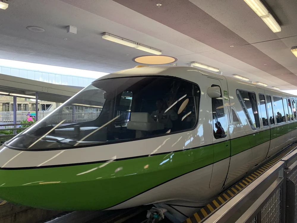 Parking At Disney World Parks Hotels Tips And Price Mouse Hacking