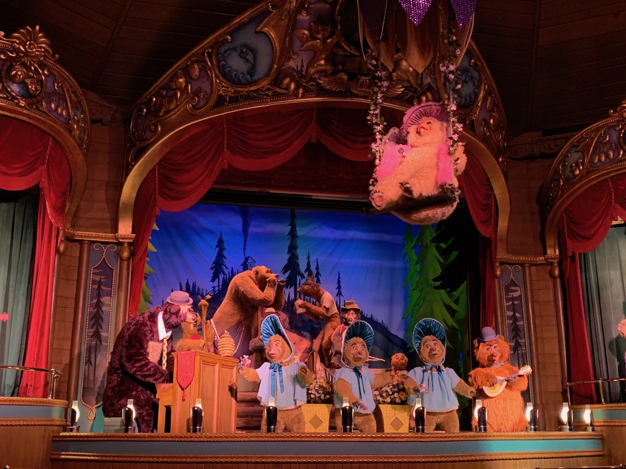 magic kingdom with toddler rides 07 country bears.jpeg