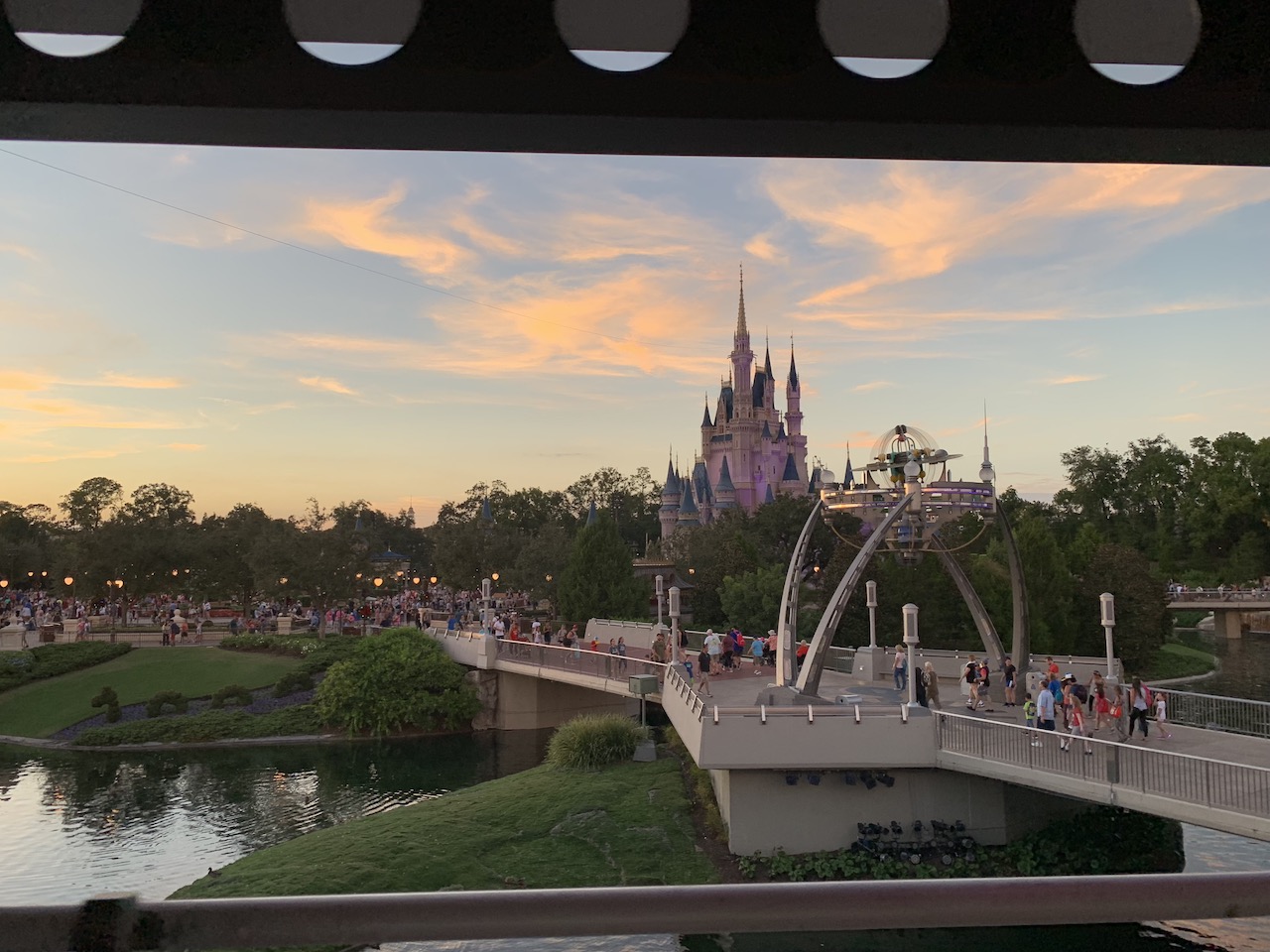 magic kingdom hours 06 sunset.jpeg