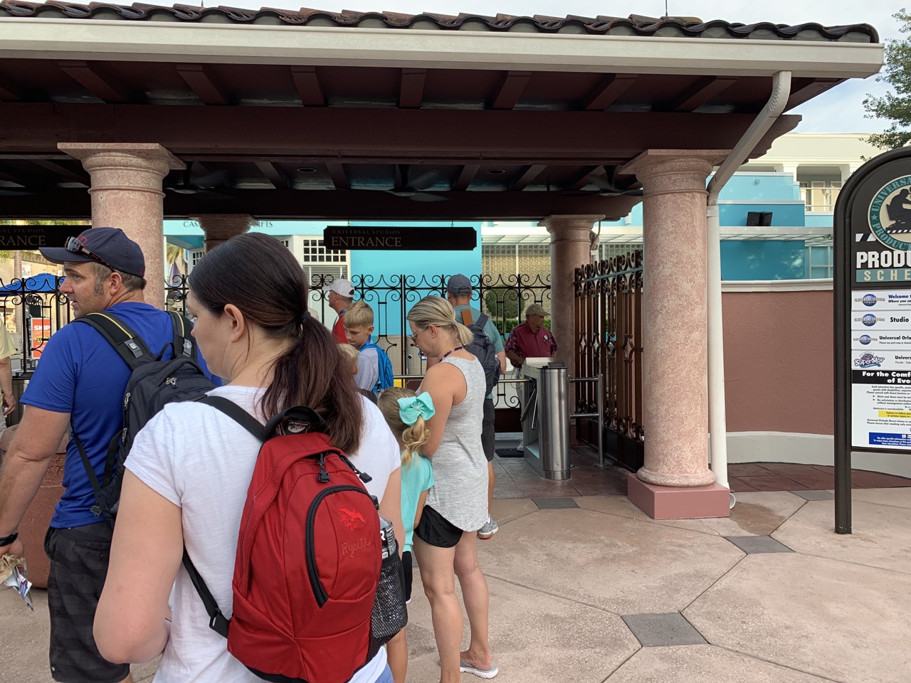 universal orlando summer 2019 trip report part 3 entrance.jpeg