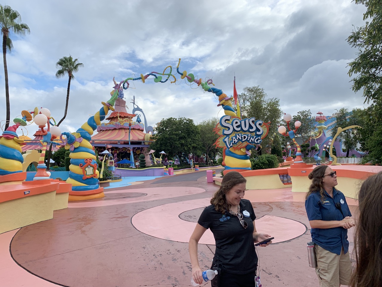 universal orlando summer 2019 trip report part 4 rope drop.jpeg