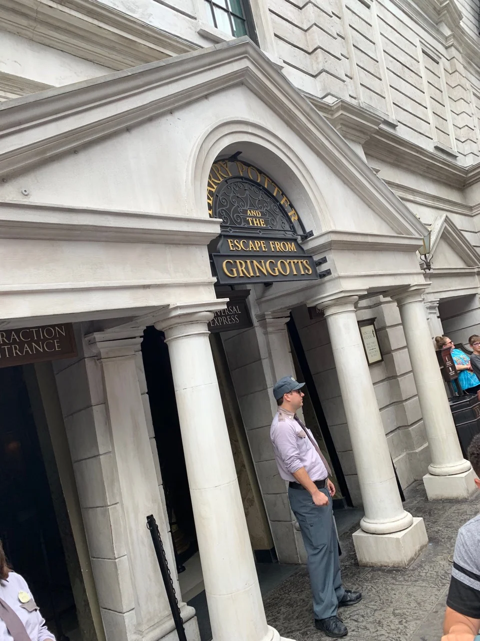 universal orlando summer 2019 trip report part 6 gringotts entrance.jpeg