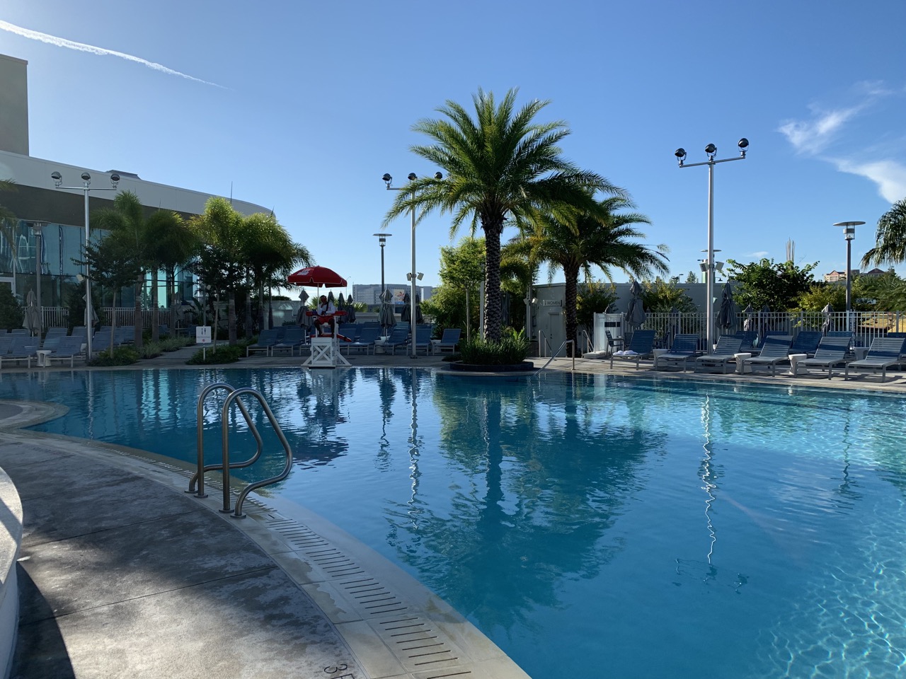 universal aventura hotel review pool 1.jpeg