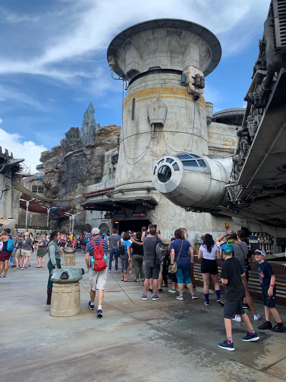 hollywood studios rope drop 08.jpeg