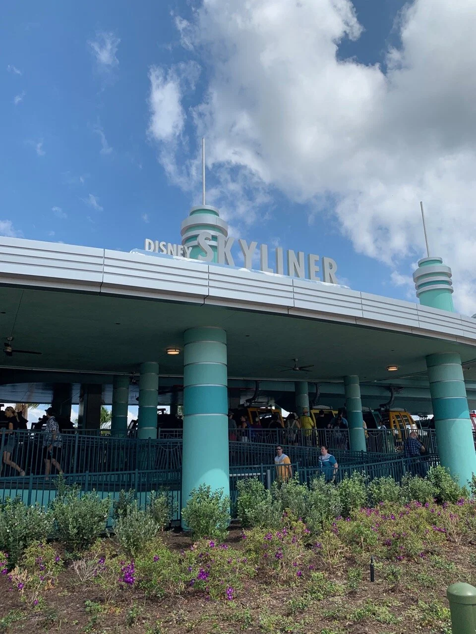 01 dhs skyliner.jpeg