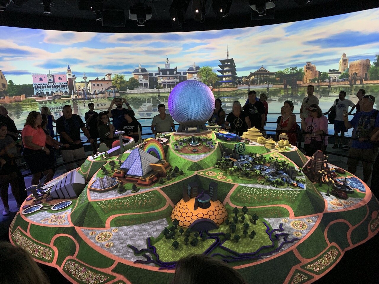08 epcot experience.jpeg