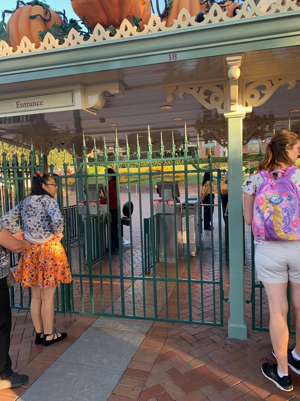 rope drop 2.jpeg