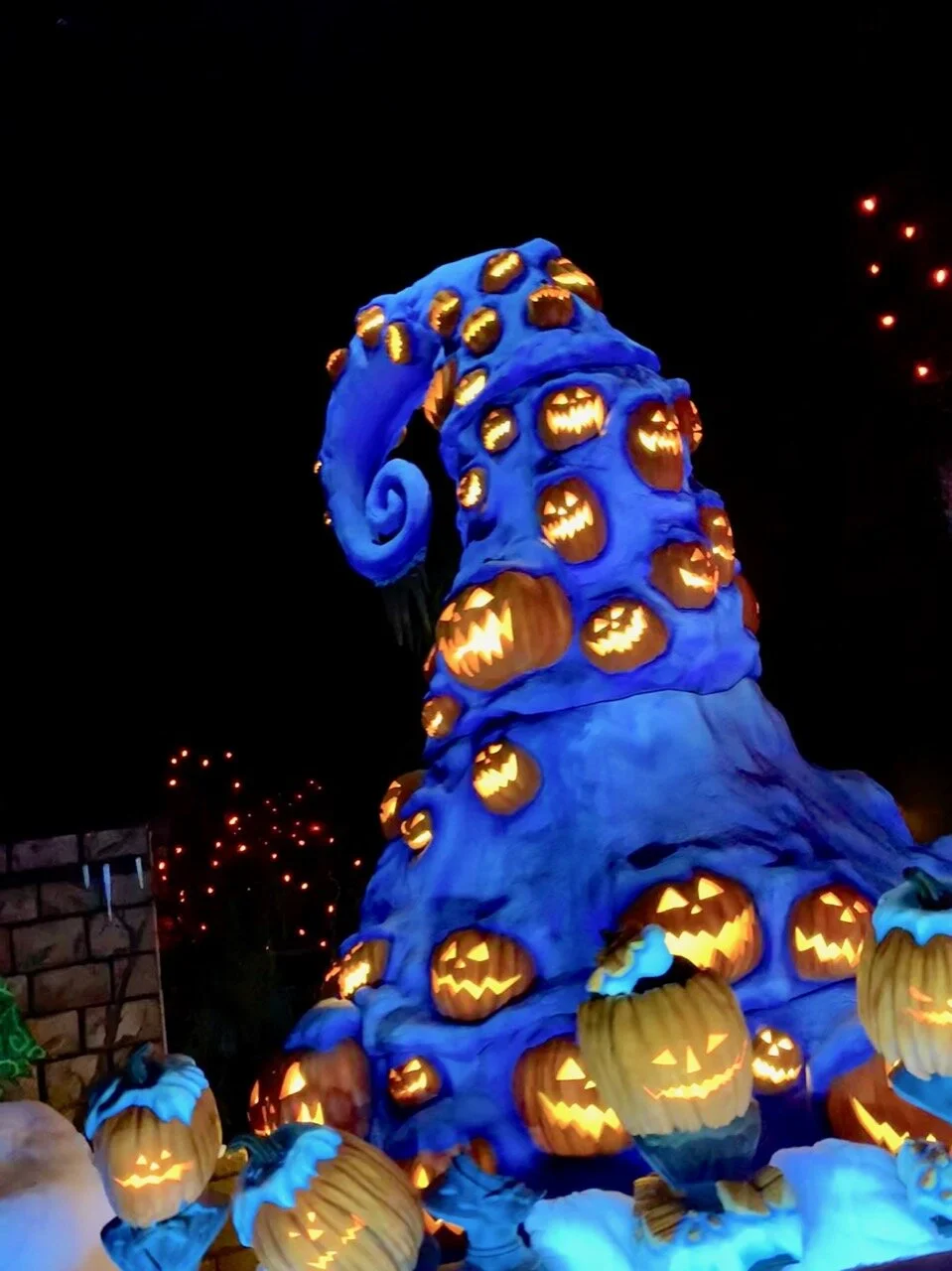 haunted mansion holiday 02.jpeg