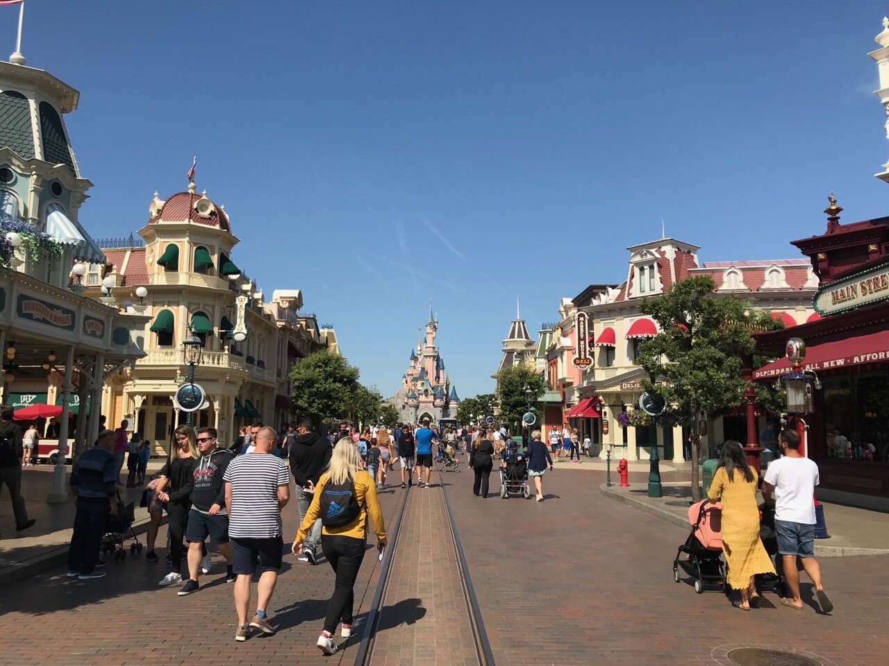 Disneyland Paris – Infinite Travelz