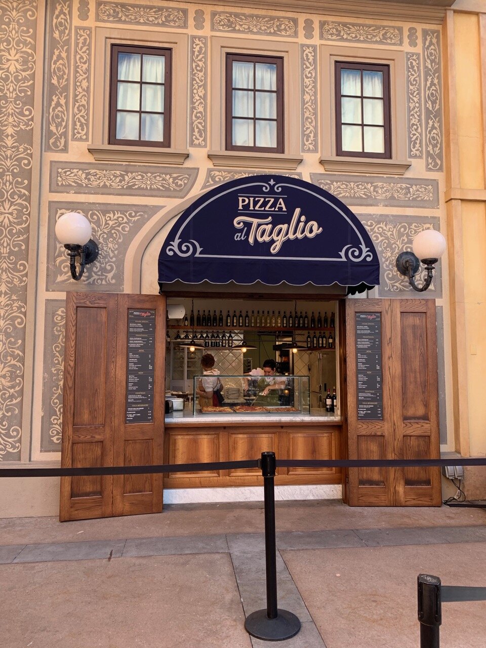 best epcot quick service restaurants pizza al taglio 1.jpeg