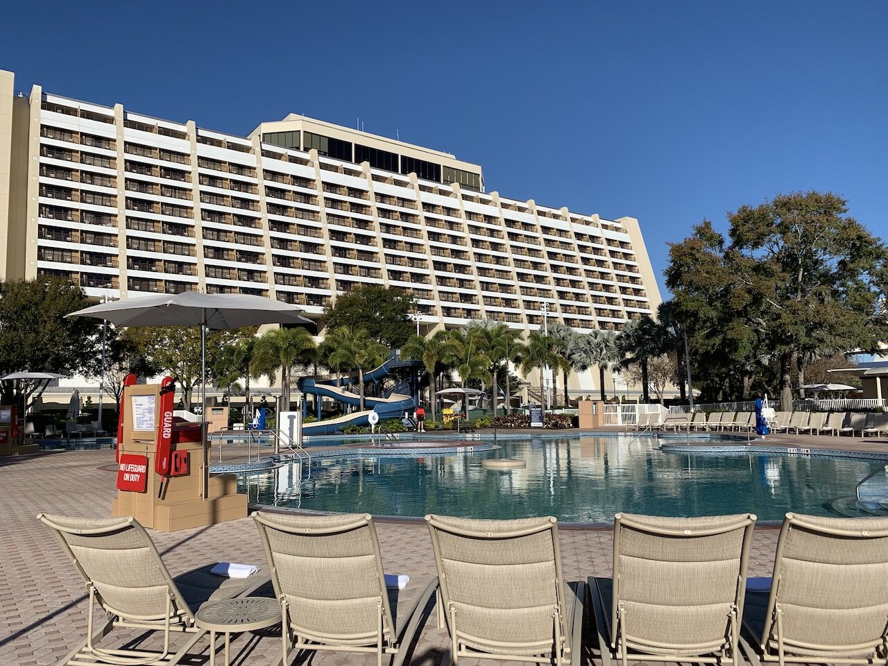 disney contemporary resort review main pool 02.jpeg