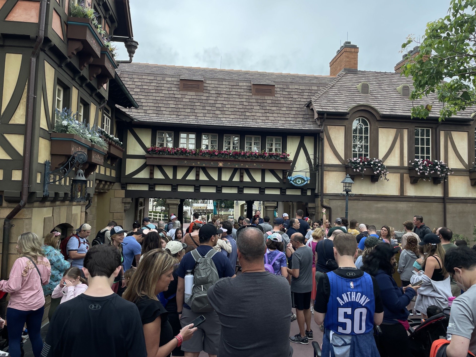 Magic Kingdom Rope Drop and Early Entry Strategy 2024