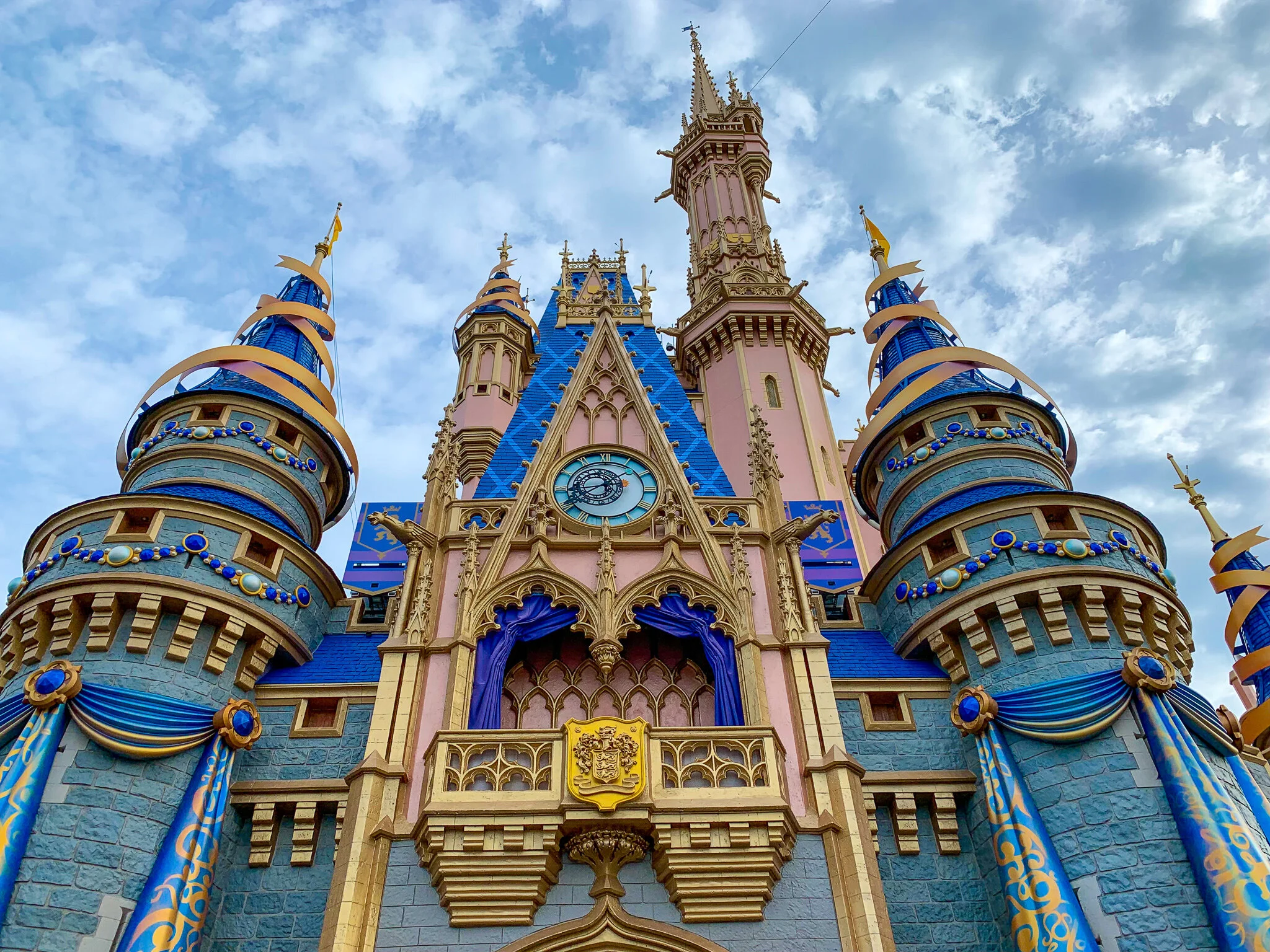 Guide to Disney World Early Theme Park Entry