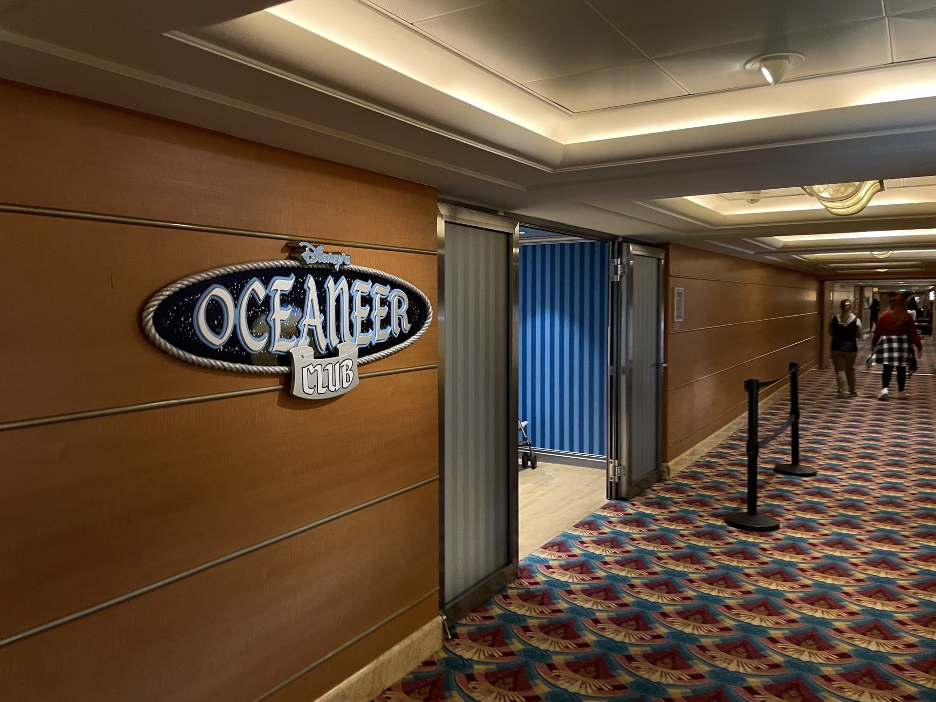 disney-wonder-oceaneer-club-01.jpeg