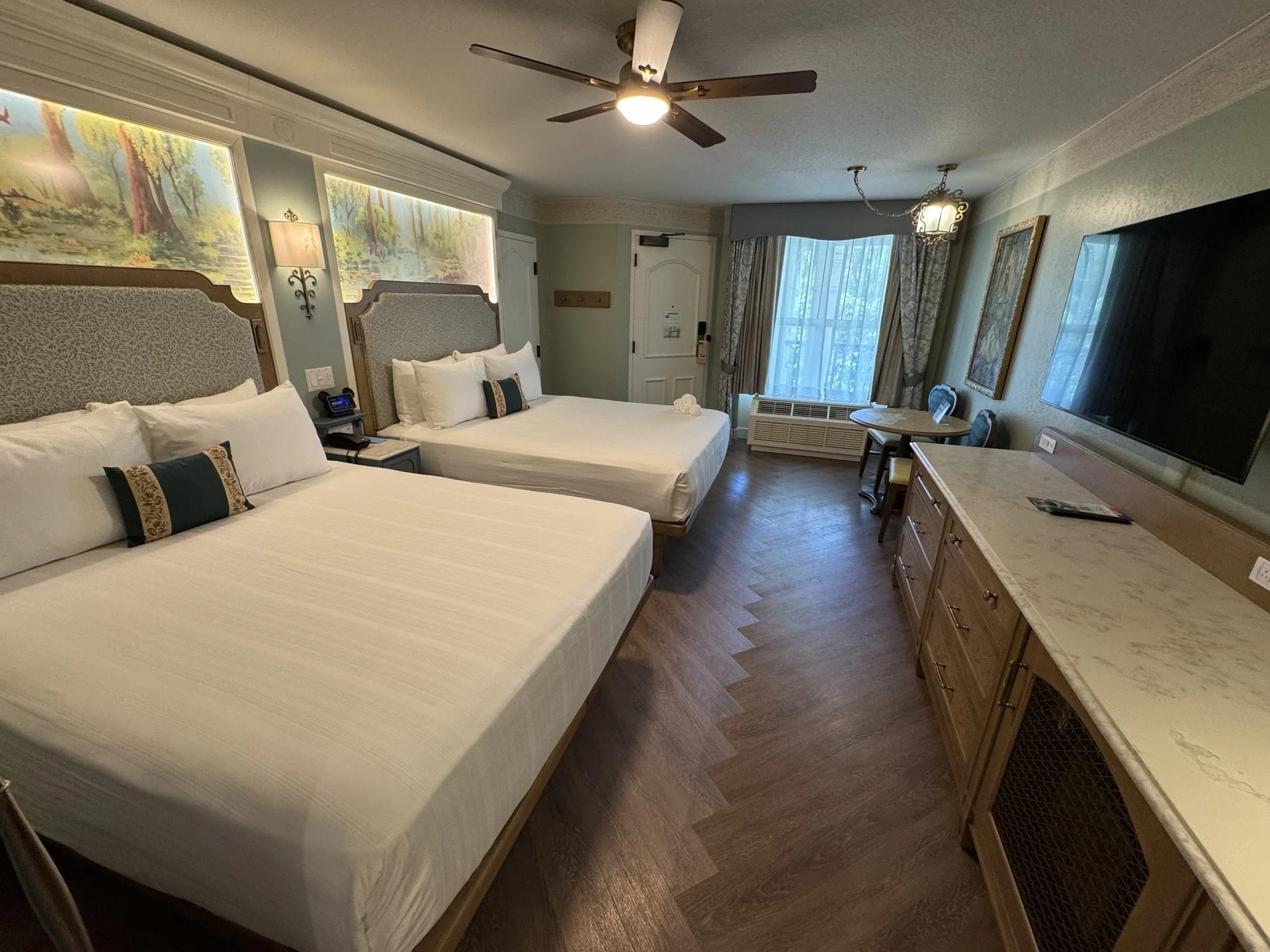 Review: New Royal Guest Rooms Disney World's Port Orleans Riverside