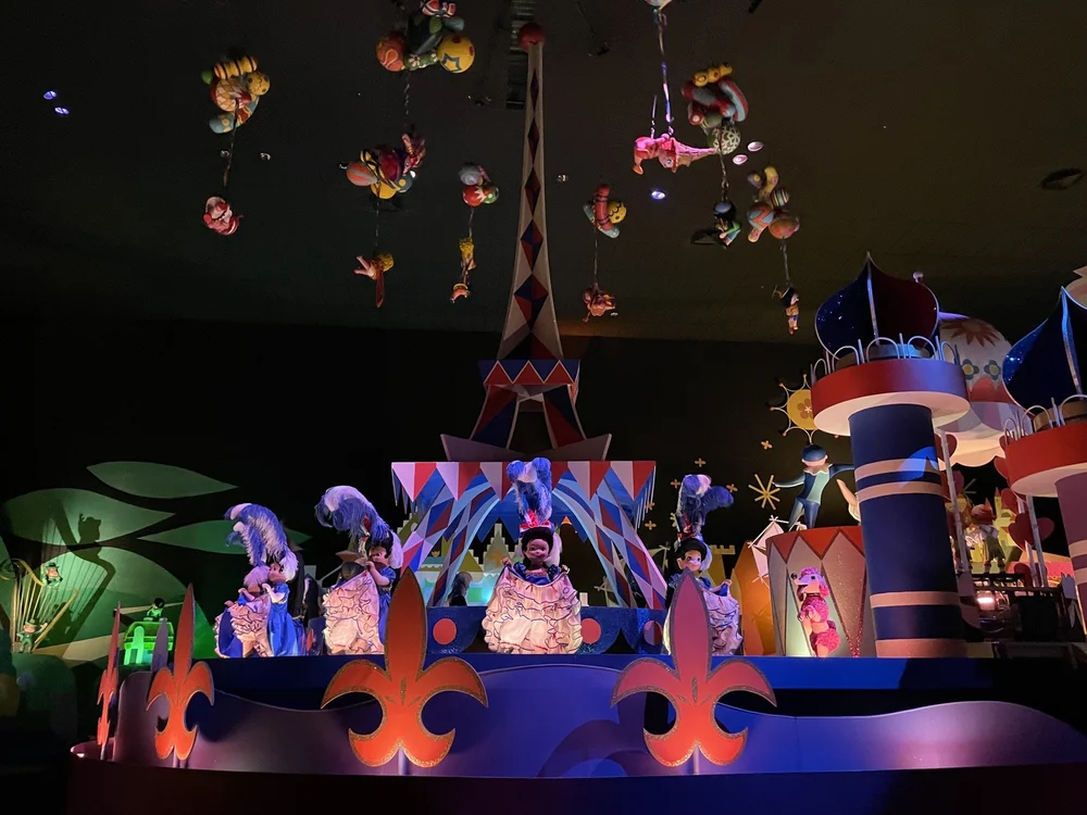 Guide to "it's a small world" at Magic Kingdom