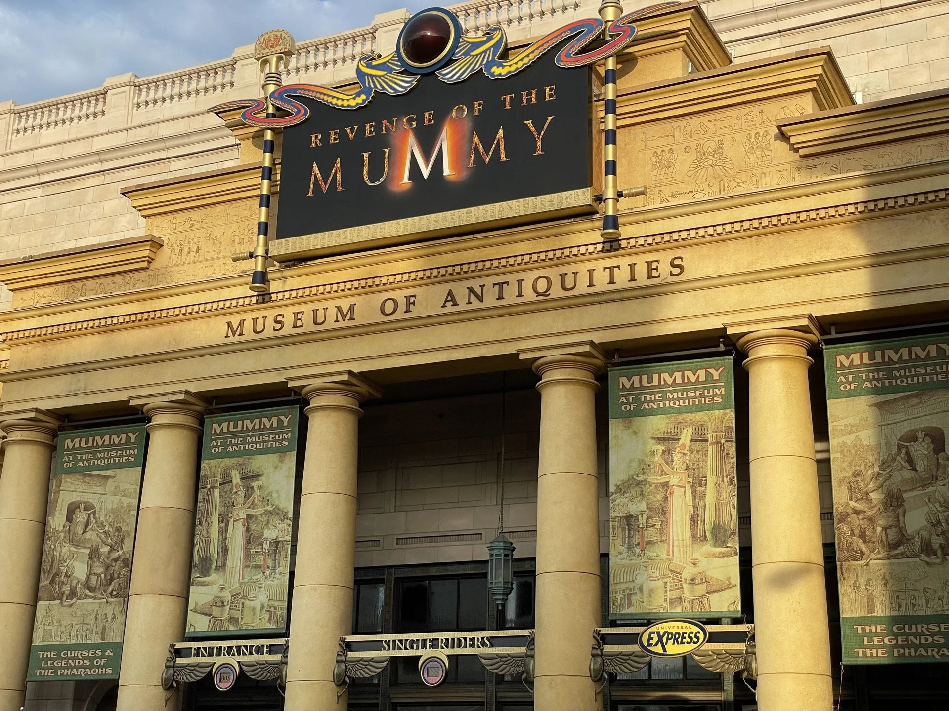 Universal Orlando Height Requirements [All Parks]