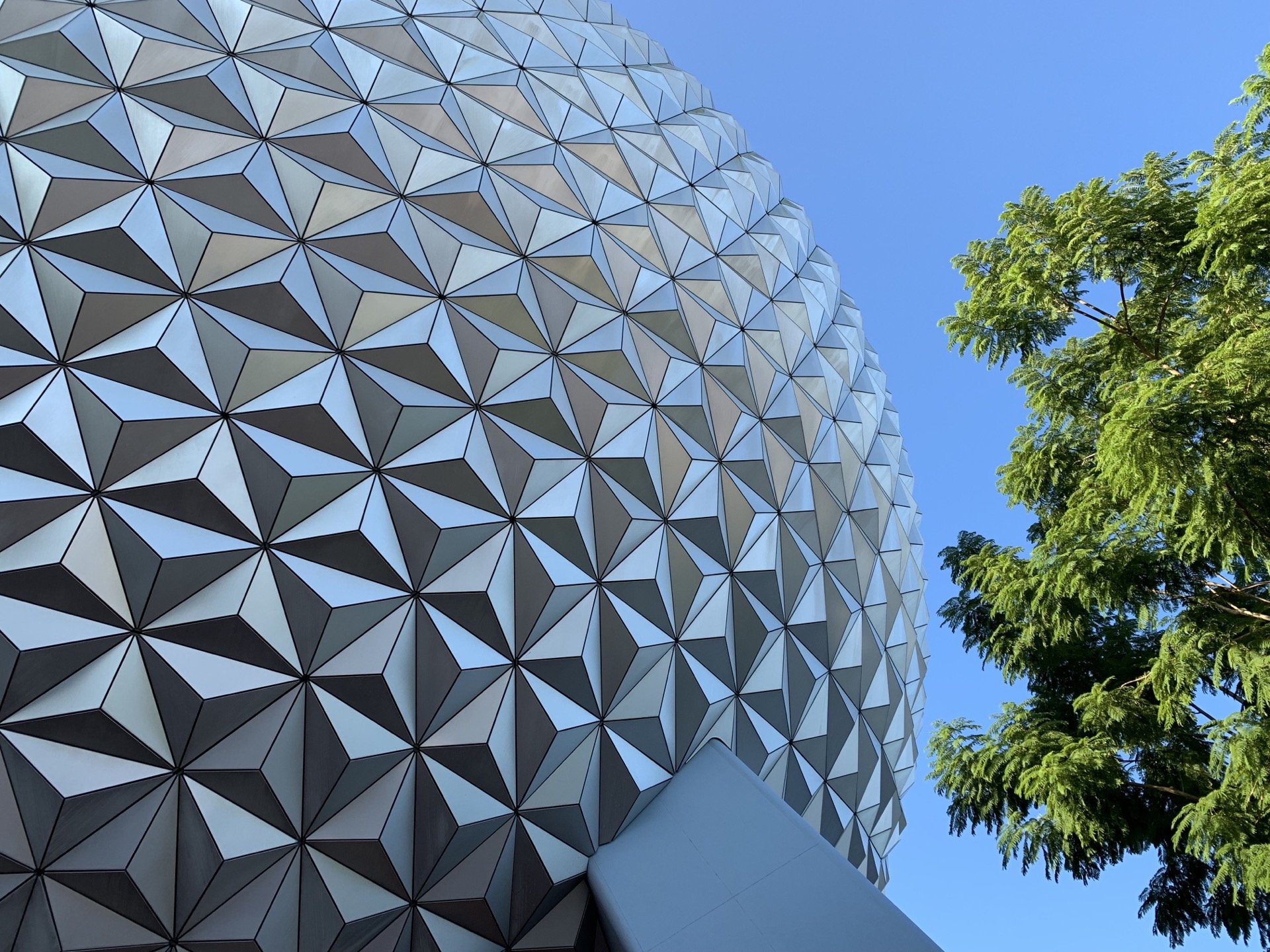 Guide to Spaceship Earth at EPCOT - Mouse Hacking