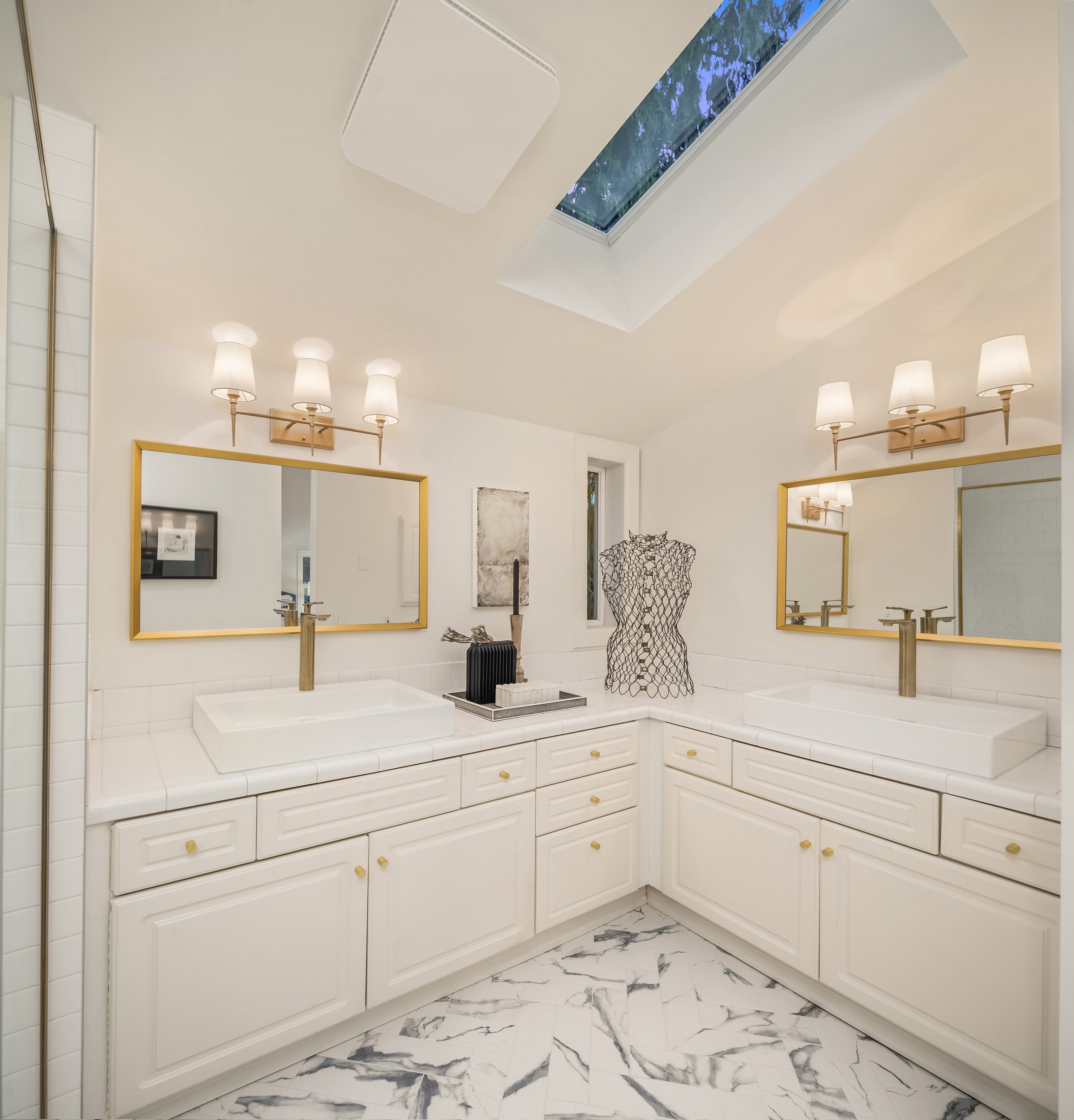  Recently updated primary suite bath. 