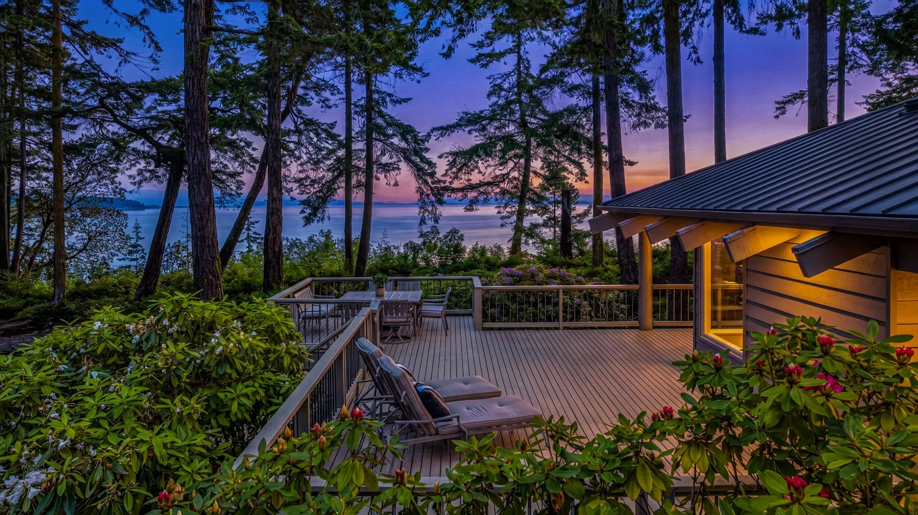 FEATURED PROPERTIES