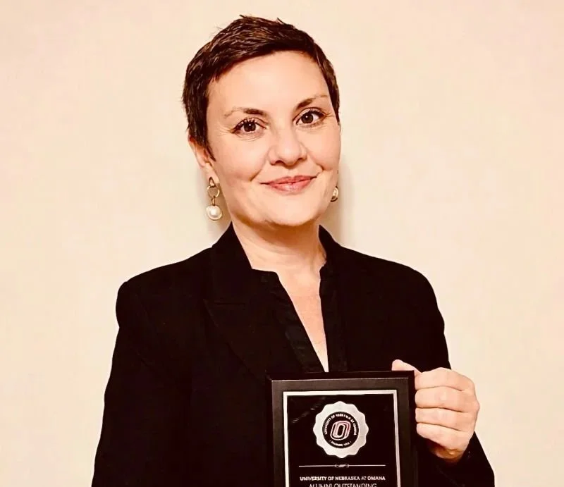 Prof. Lana Obradović – dvostruko priznanje izvrsnosti u nastavi i istraživanju na Univerzitetu Nebraska-Omaha