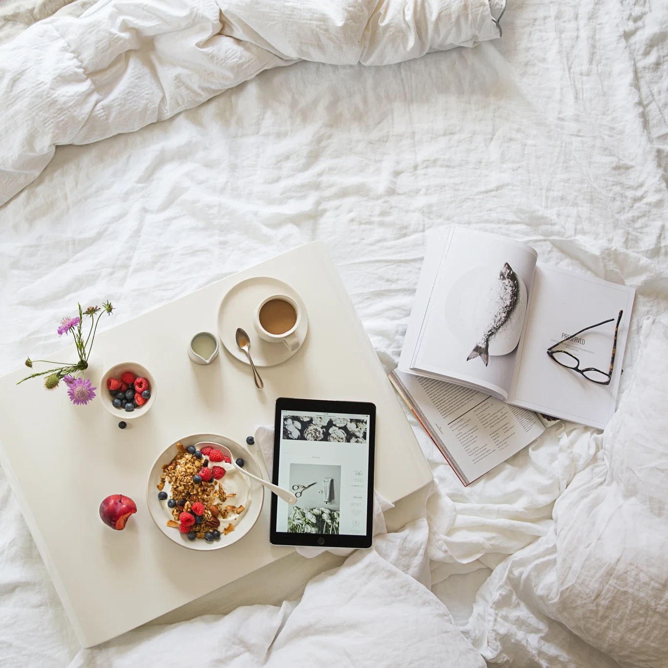 Breakfast_in_bed_email_hero.jpg