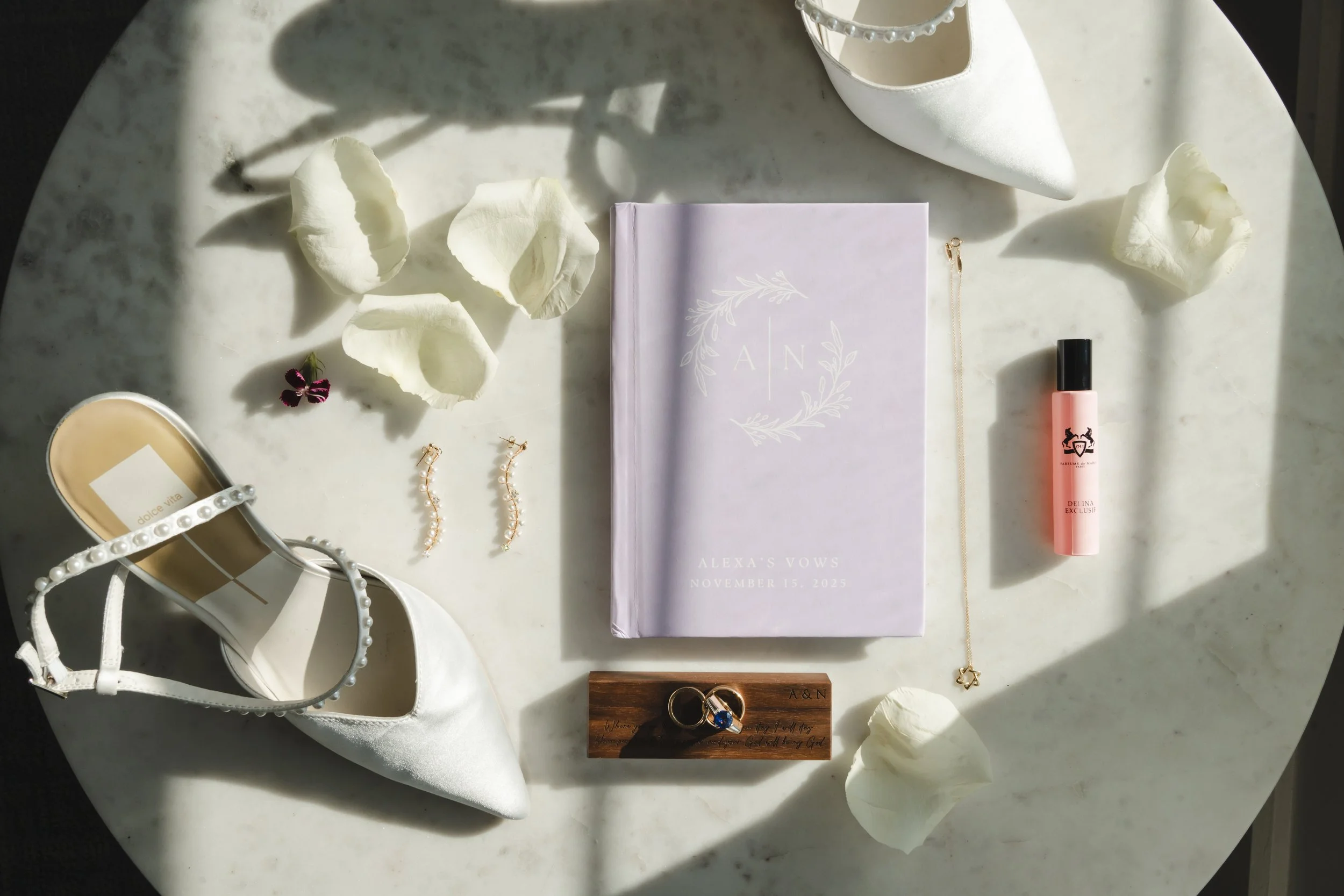 lesbian wedding details