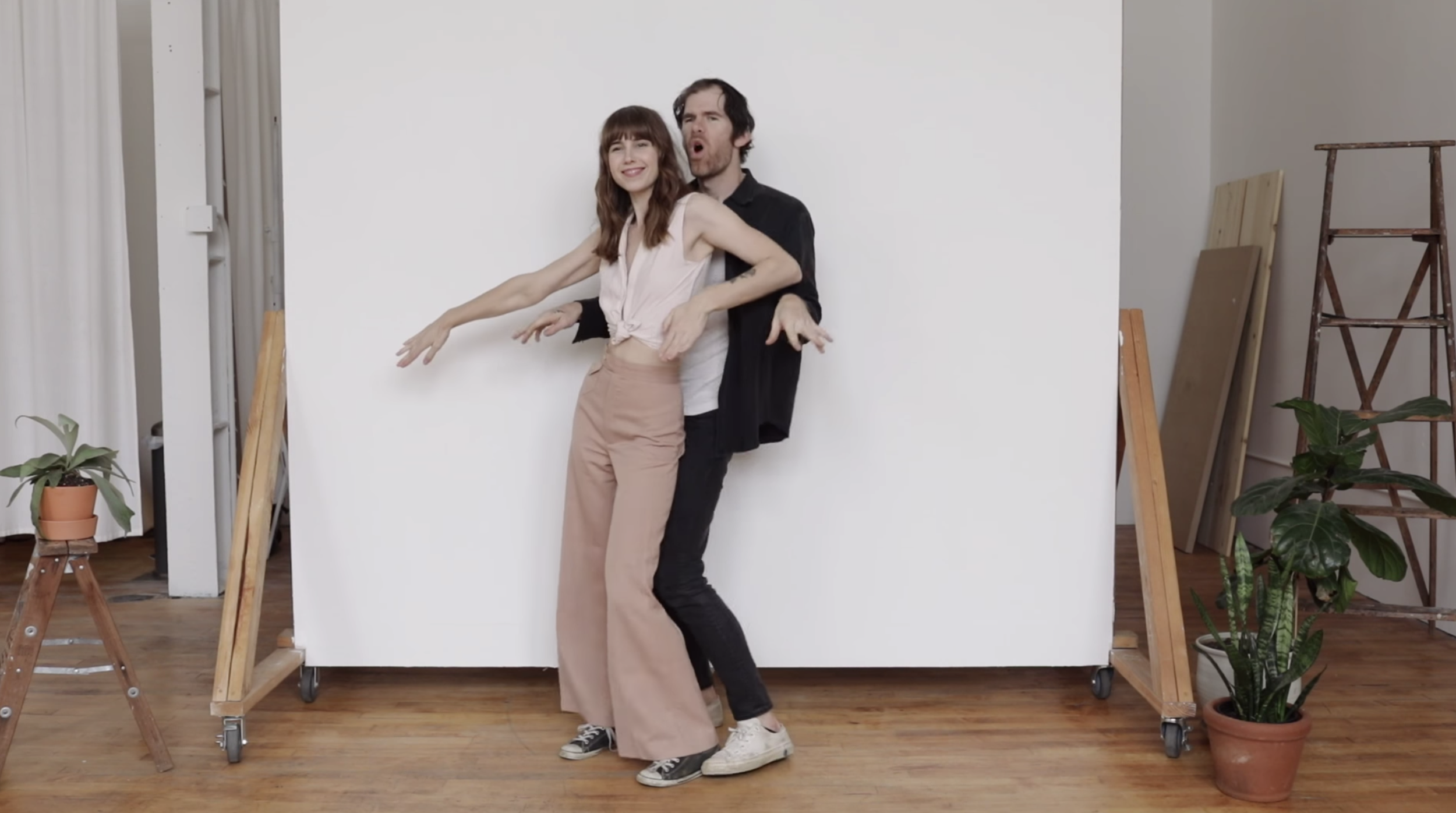 Screenshot from Phil & Sara’s posing vid