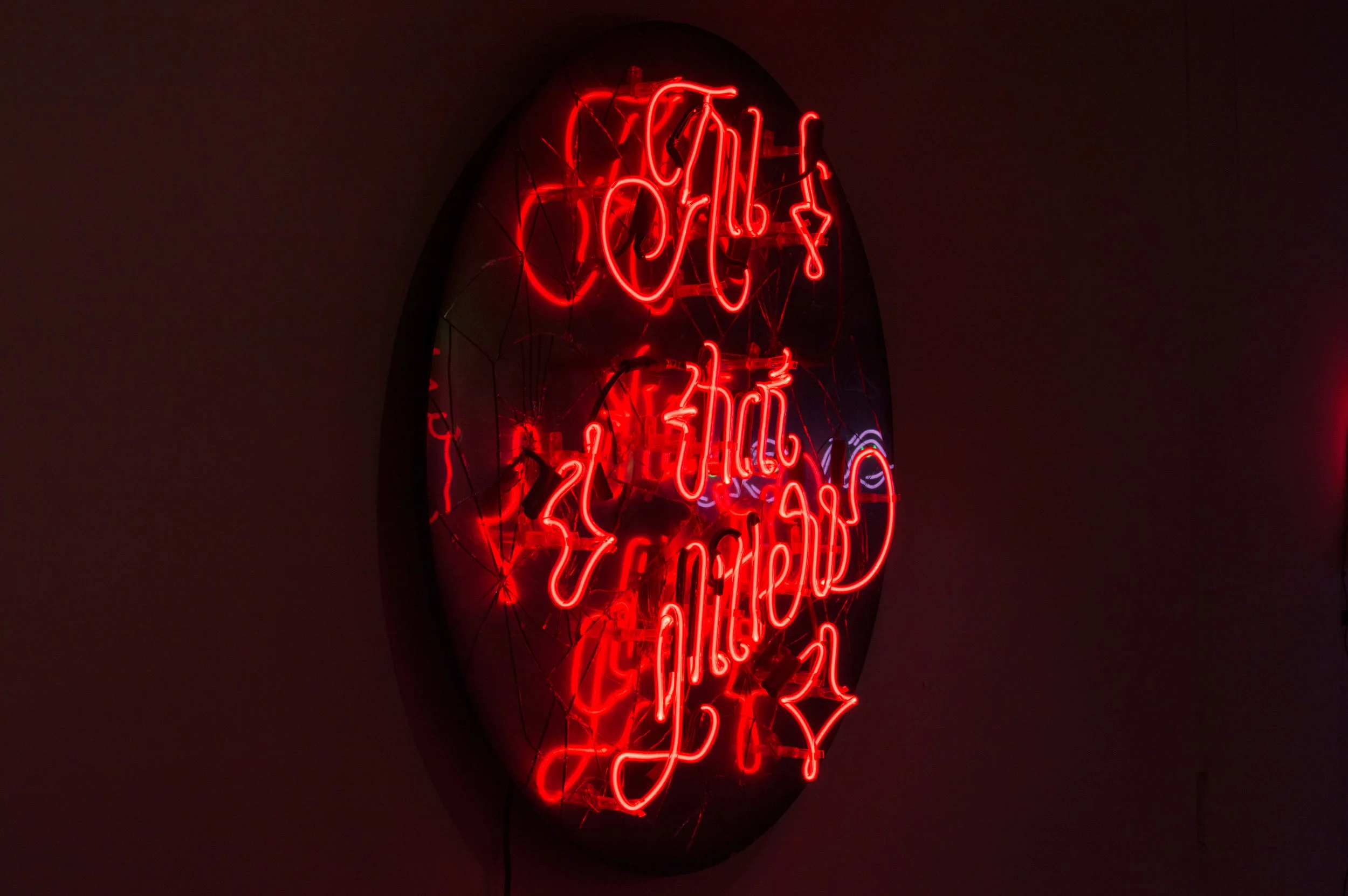 docmyart_varwest_womeninneon_documentation_158.jpg