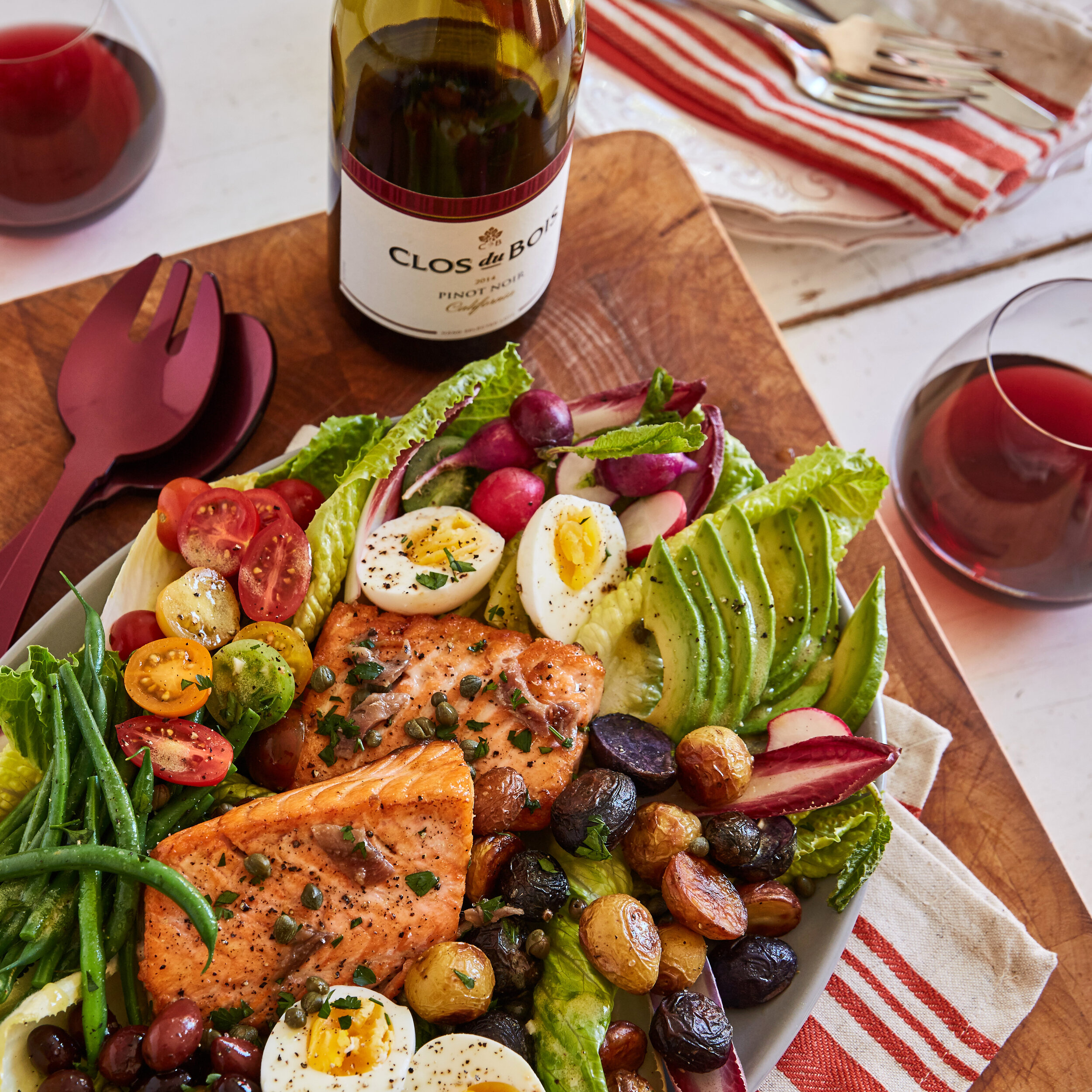3_Salad_Nicoise_Platter_1.jpg