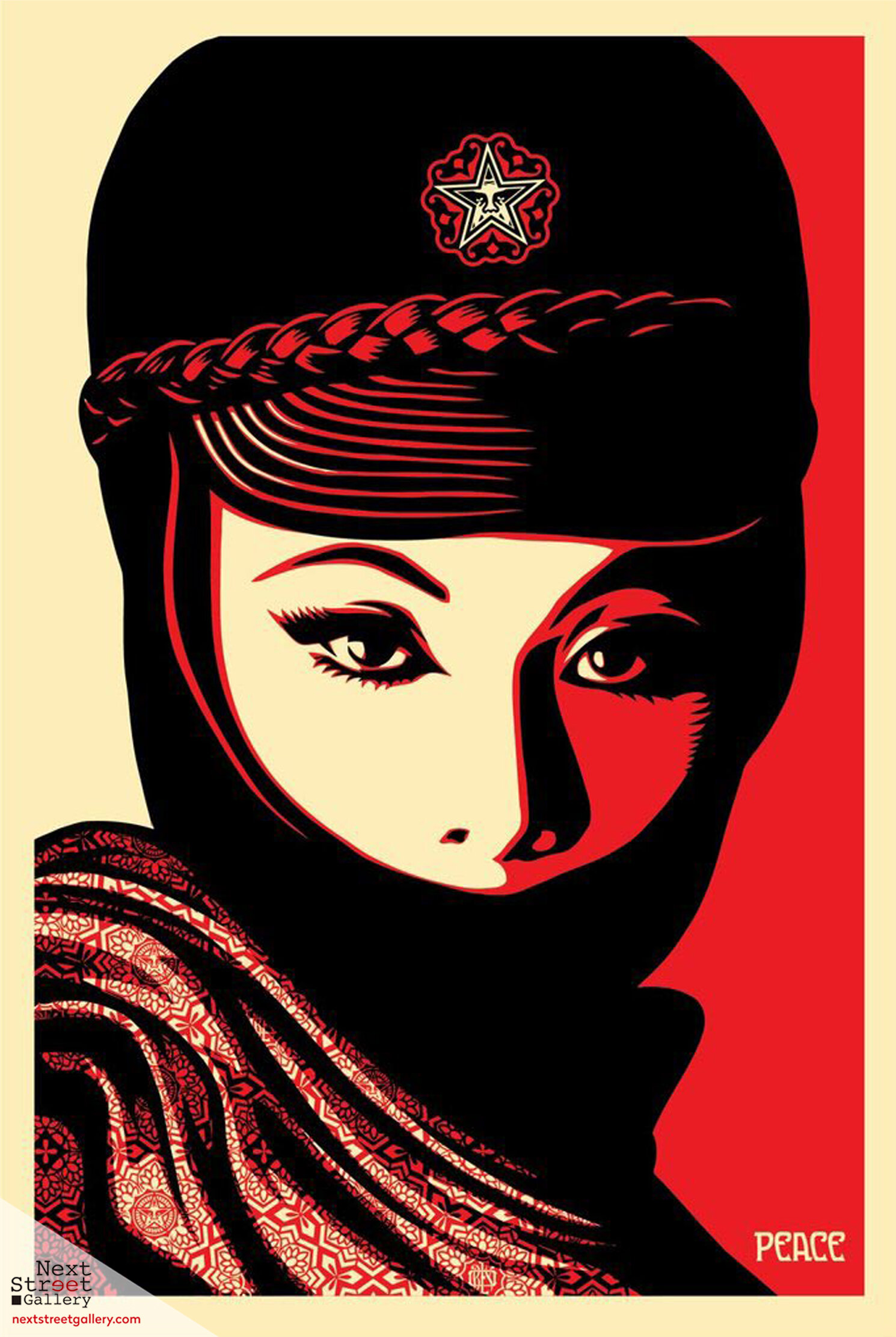 SHEPARD FAIREY I MUJER FATAL