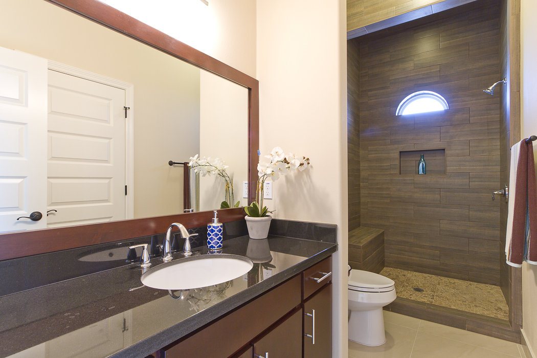 caminorealbuilders-3705n42ndst-web-5322.jpg