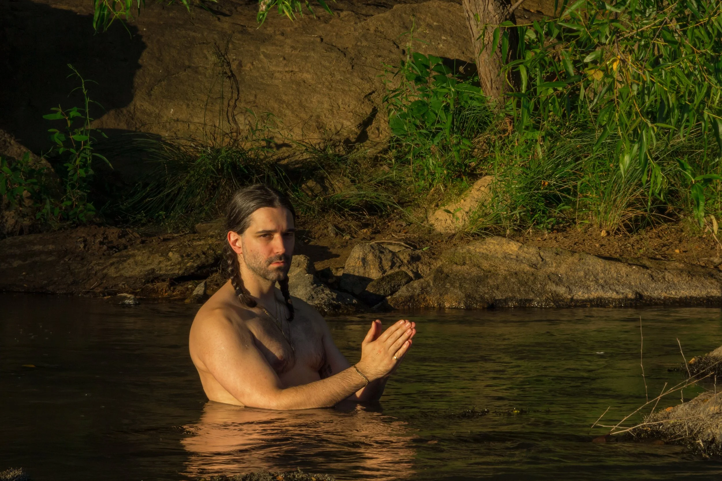 About — Casey Connelly