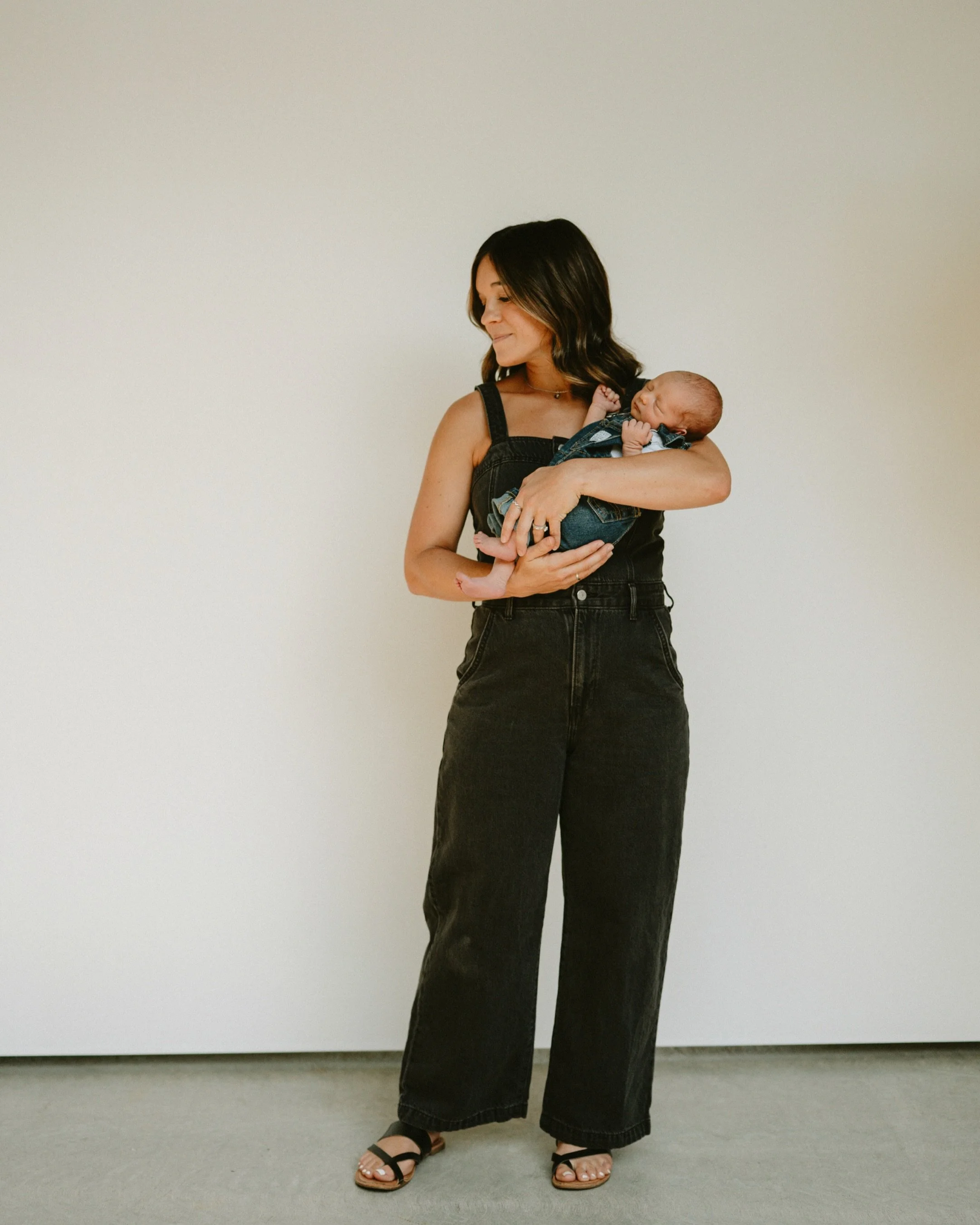 Welcome sweetest, Levi! 🫶🏻

#ashleywestfamilies @humble.and.pine