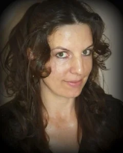 Amanda Pauley.jpg