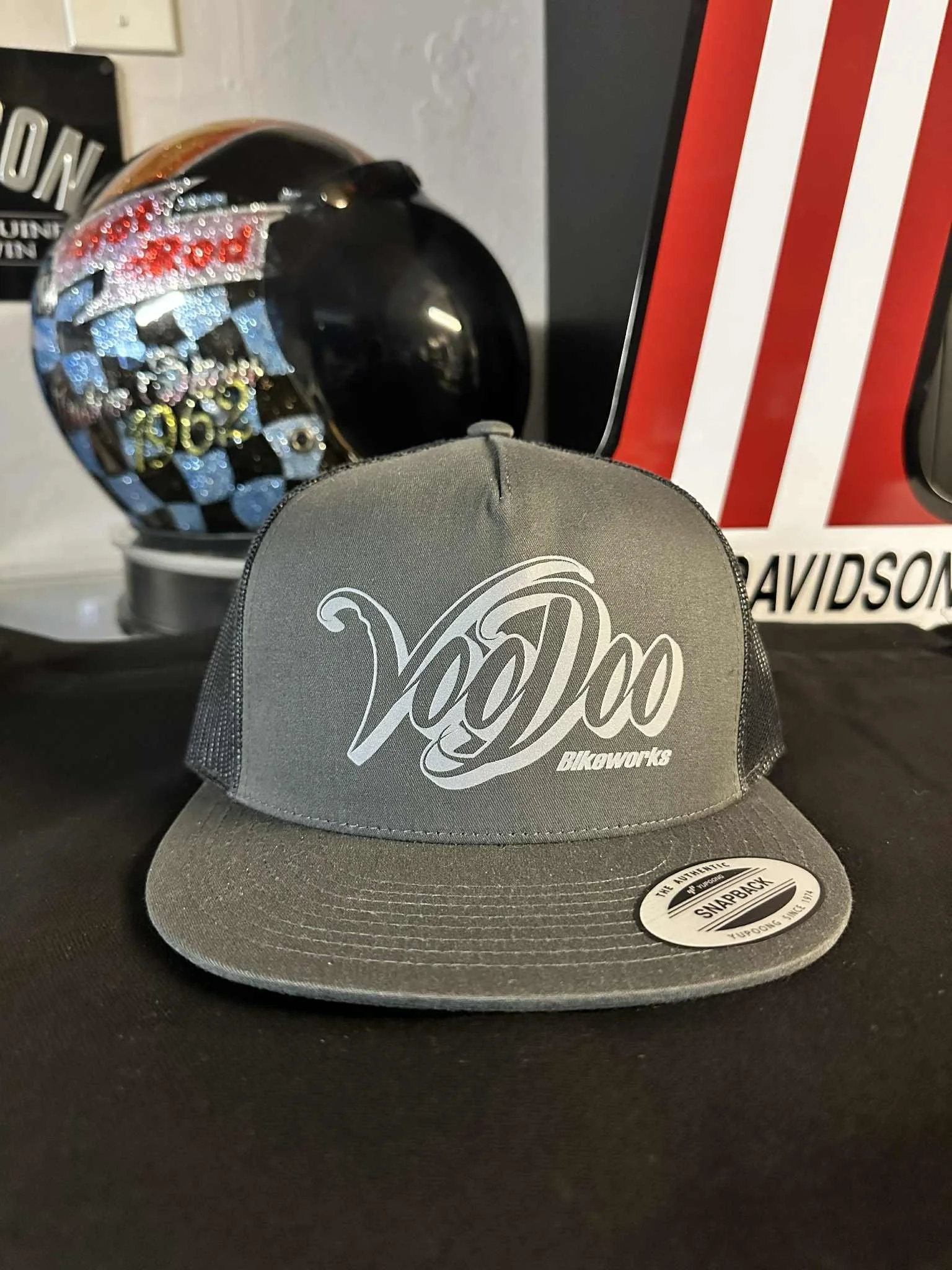 Casquette Snapback Unisex Flat Bill Bandera De Utuado PR - Marque RV, Noire, Réglable - Neuf Avec étiquettes