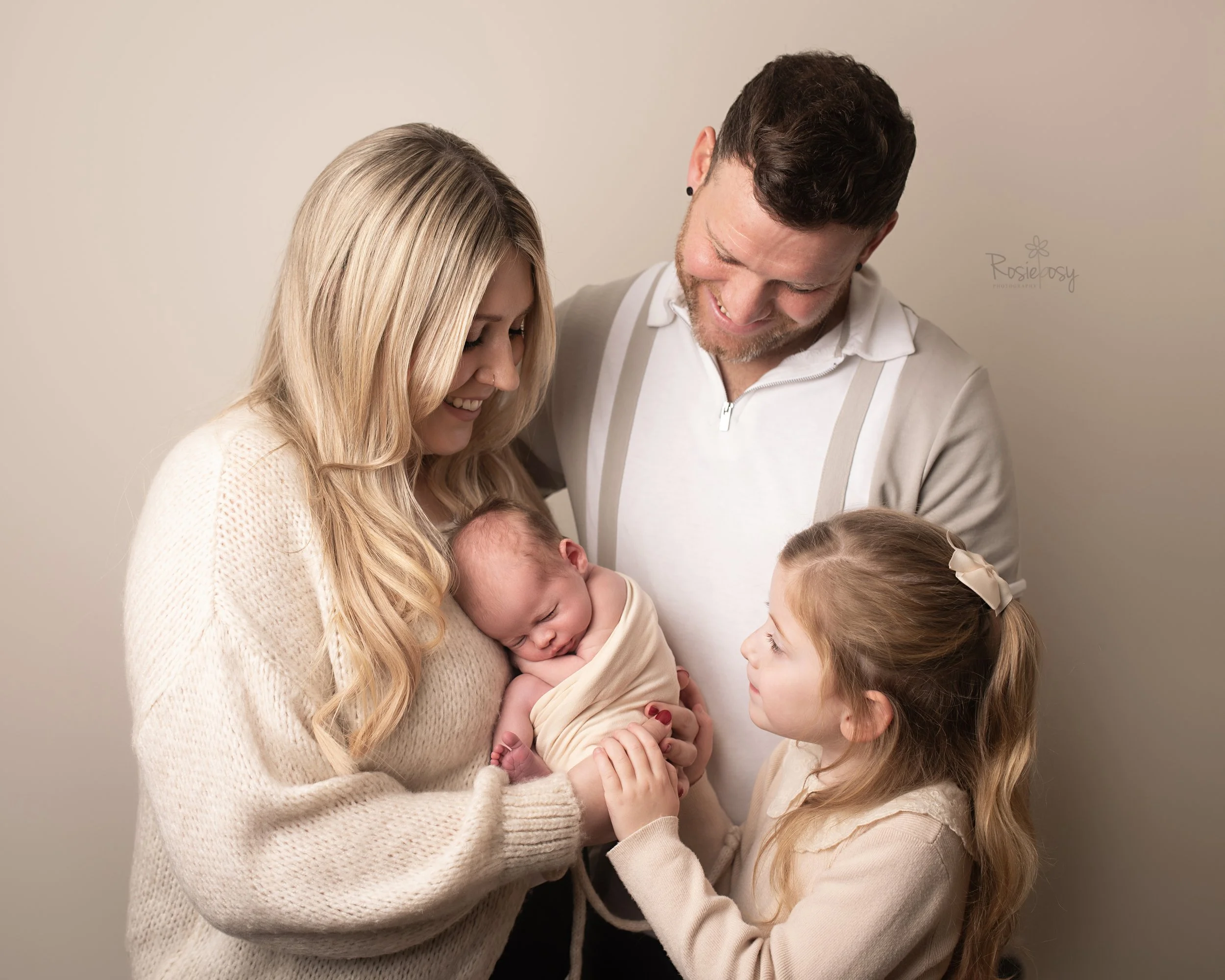 DSC_3621 copylogo.jpg