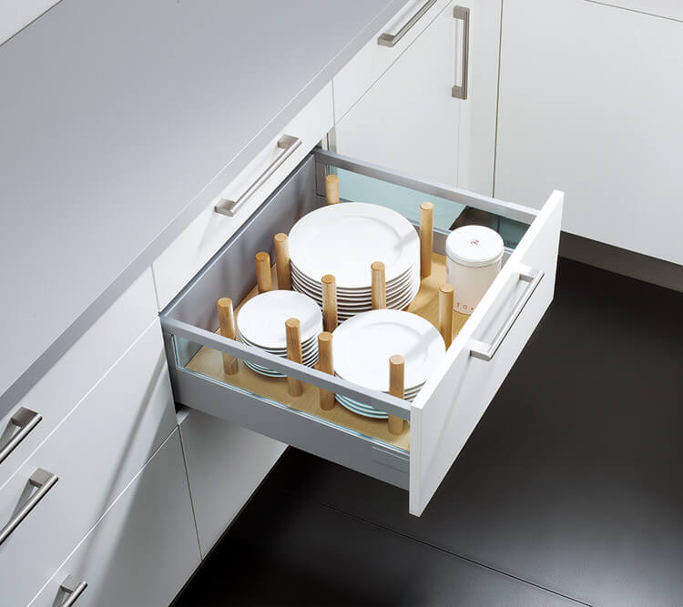 kitchen-crockery-drawer-inserts-german-kitchens.jpg