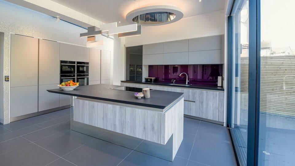 Modern-Kitchen-By-Schuller-Grey.jpg