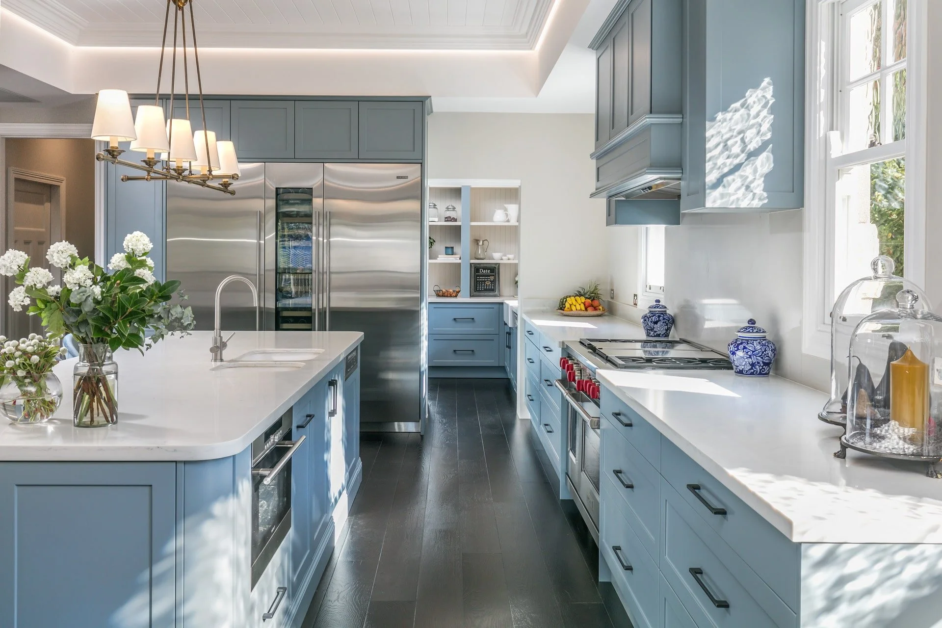 Handles or Handleless Kitchens The Pros and Cons — Moiety Kitchens