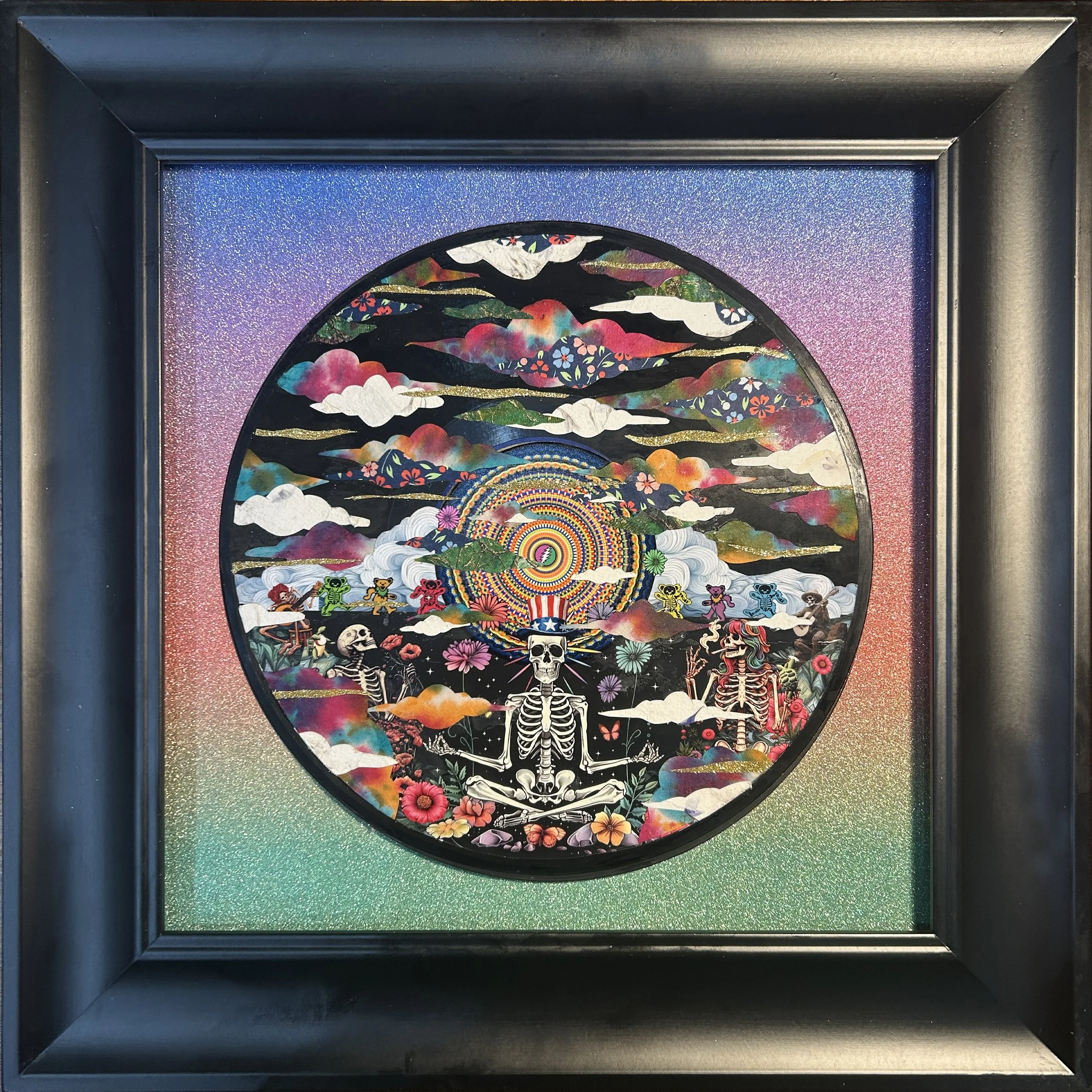 OTR-GDE-VA-001_(Grateful Dead)_10 in dia_Framed.JPEG