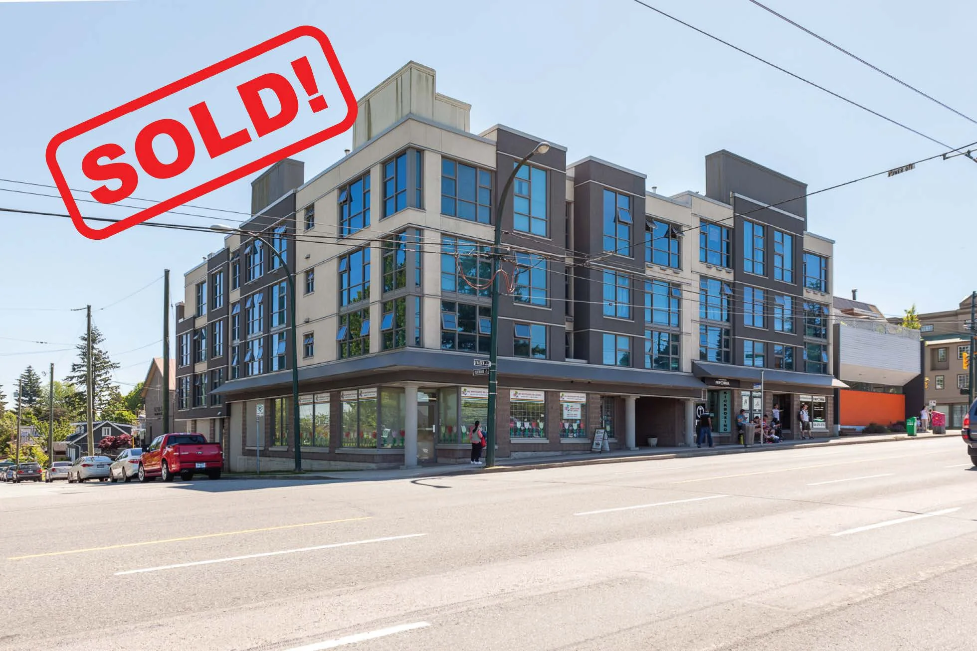 207-4868 Fraser Street Sold foR: $446,750 1 Bed | 1 Bath | 589 SF