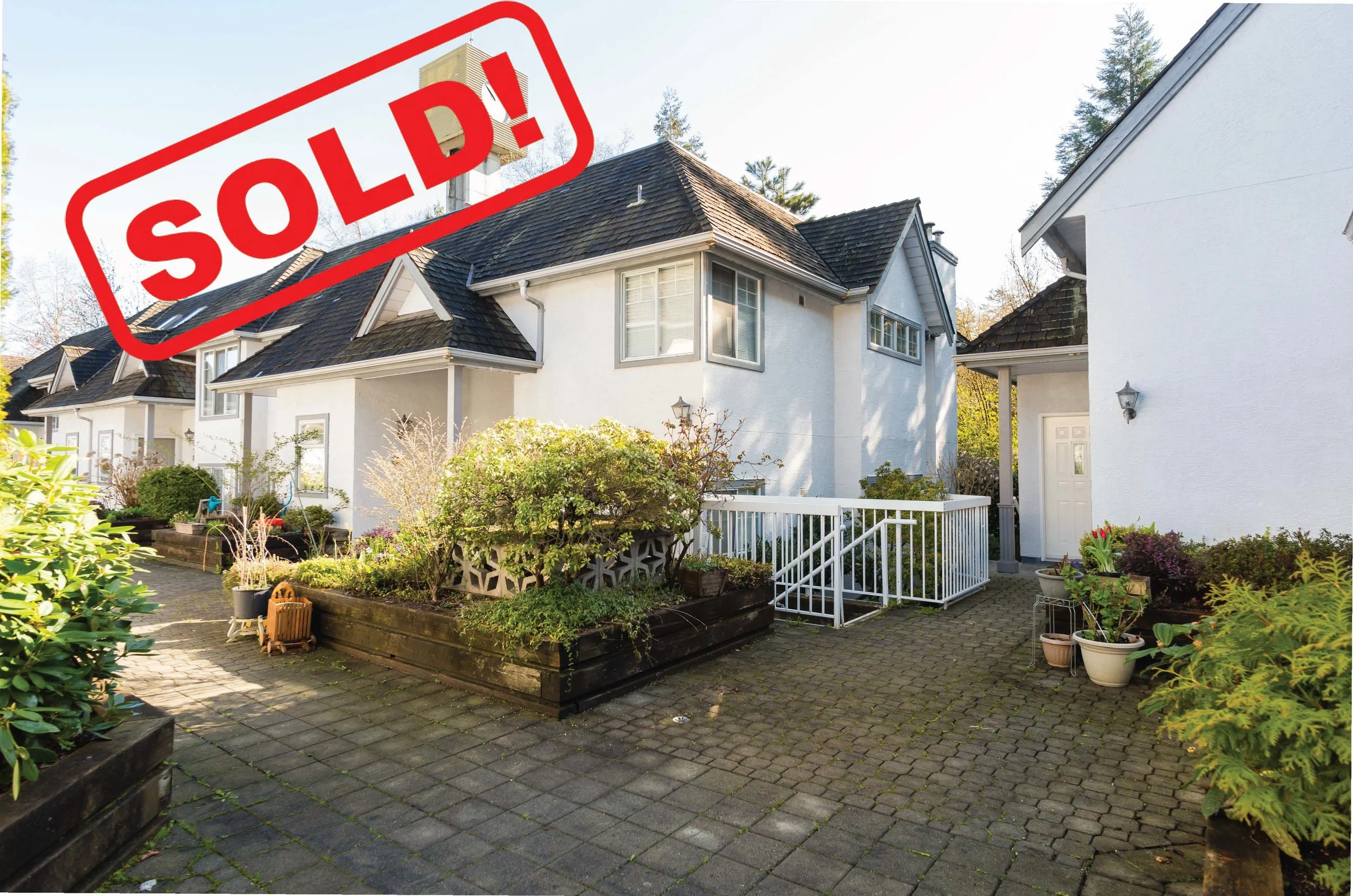 26-6516 Chambord Pl SOLD FOR: $639,000 2 Bed | 2 Bath | 1,125 SF