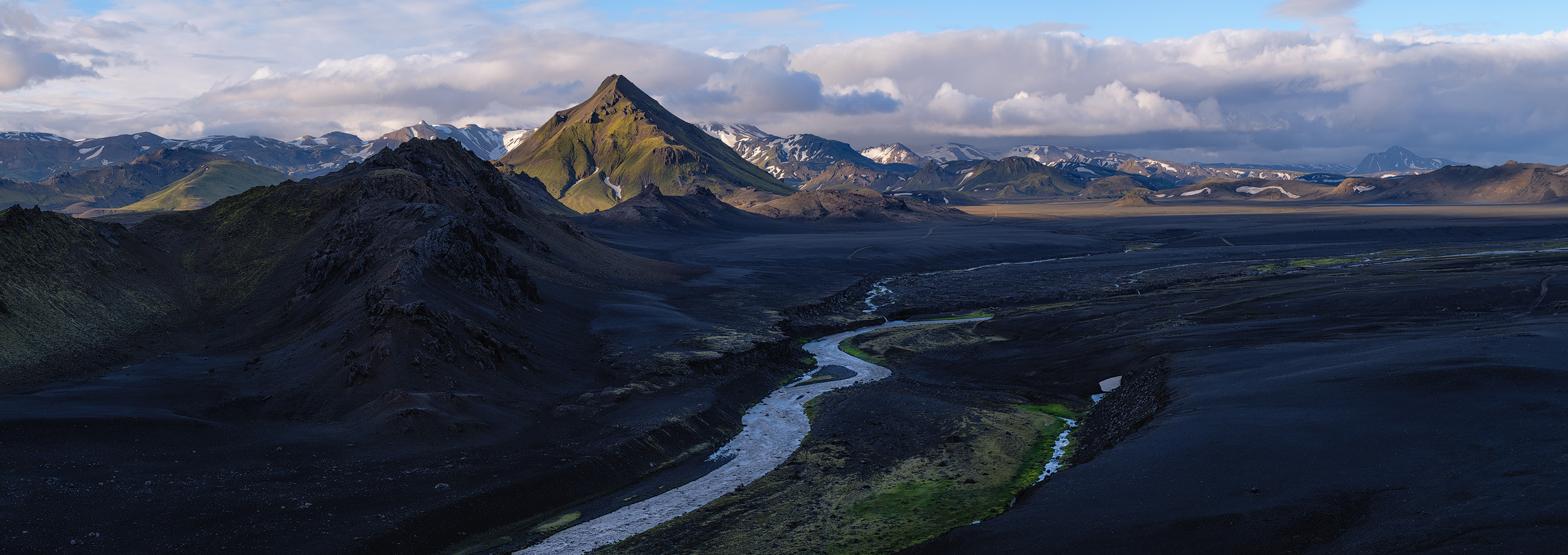 Storasula Late light above the peak of Storasula from a ridge in the Emstrur area of Iceland's southern Highlands