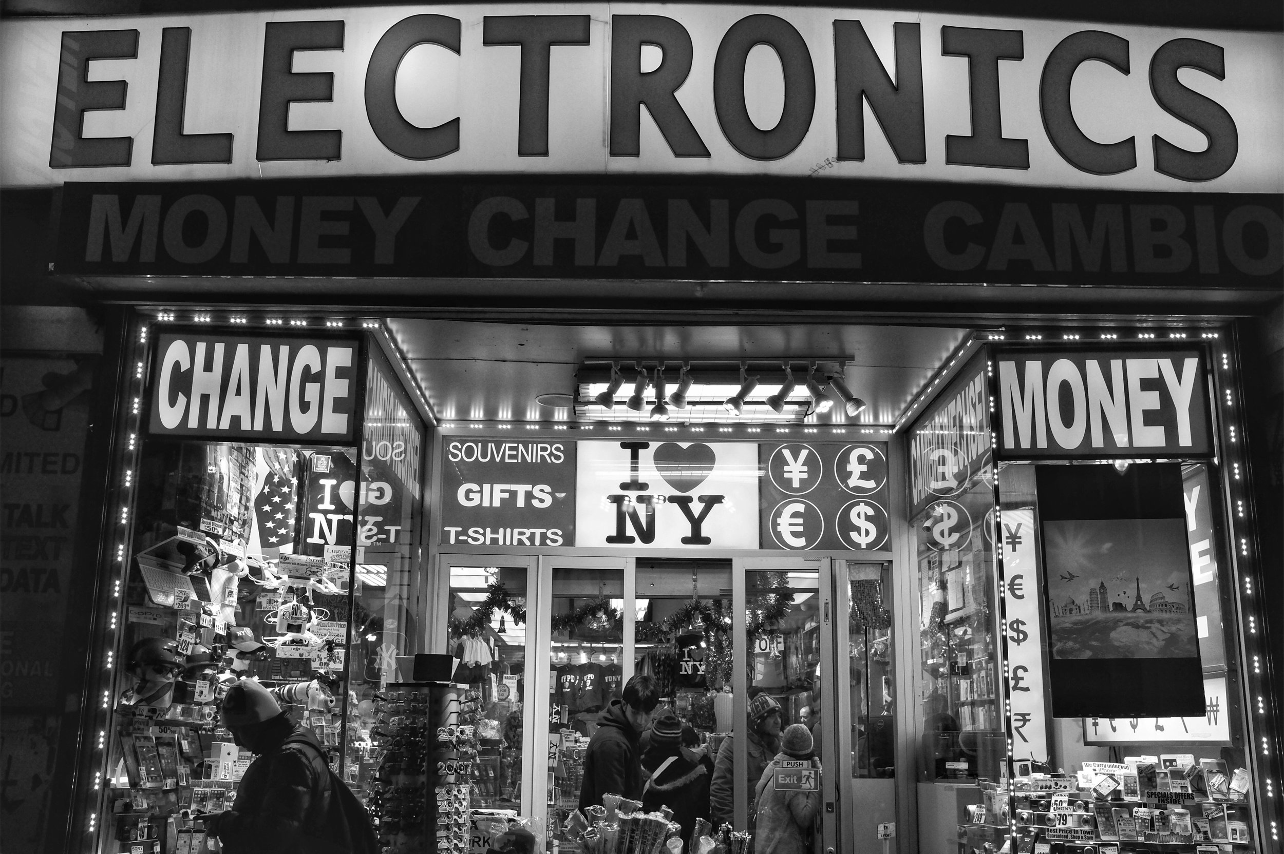 Electronics. 7th Ave. New York City. 2016